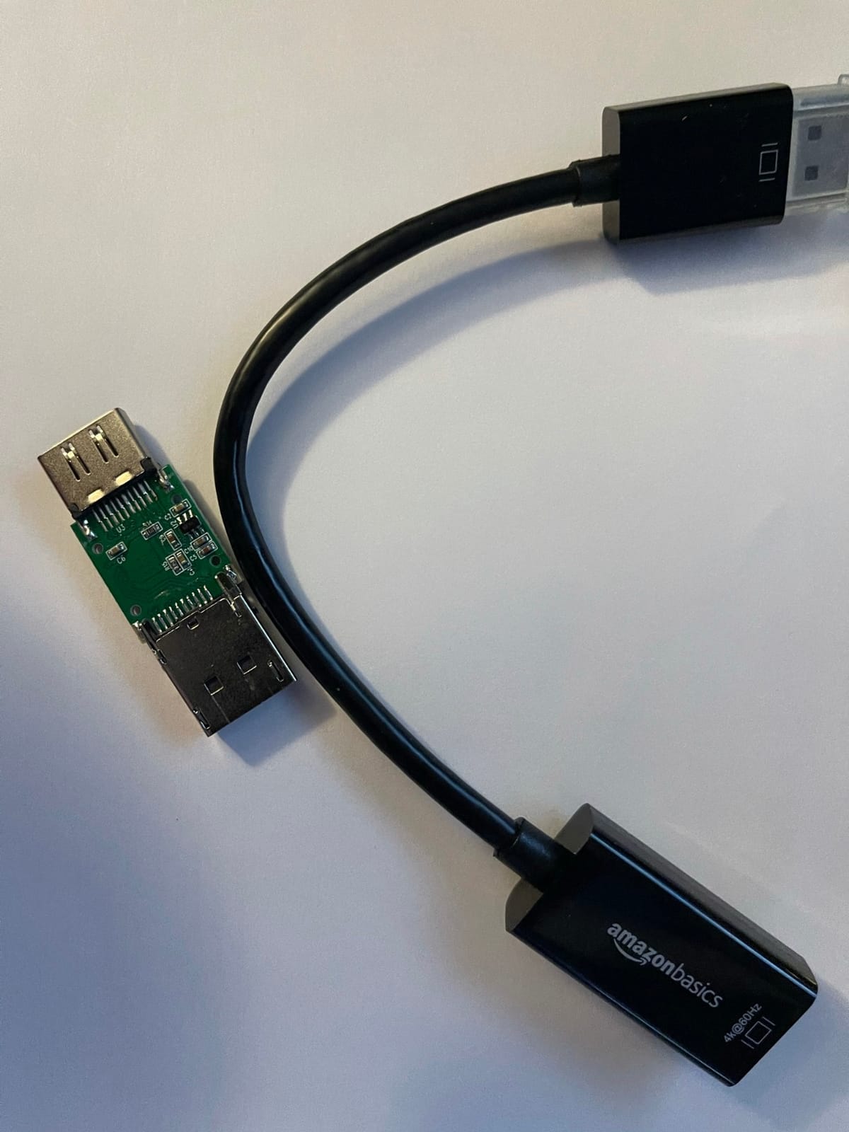 Amazon Basics DisplayPort (4k@60Hz) to HDMI Female Converter (Not Compatible with a USB Port), Black, 9.25 x 0.87 x 0.47 in customer photo 2