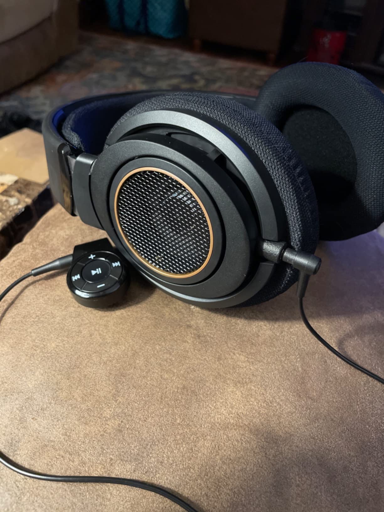 Philips Open Back Wired Headphones - Cushioned Over Ear Headphones with Adjustable Headband for Ultimate Comfort and Superior Sound Quality, Plugs into TV, Stereo or PC, Ideal for Podcasts or Music customer photo 1
