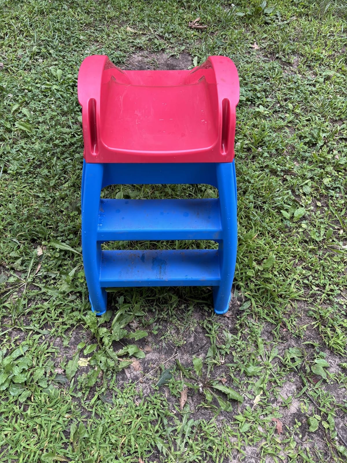 Little Tikes Light-Up First Slide for Kids Indoors/Outdoors, Red customer photo 1