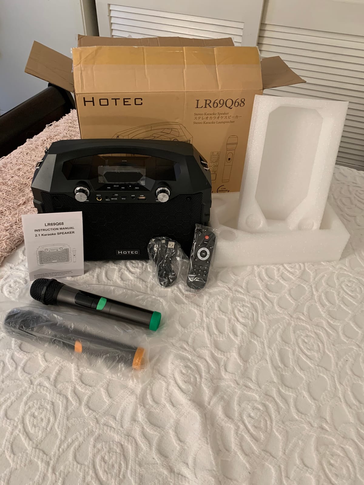 Hotec Wireless Bluetooth Portable PA Speaker System, Powerful Bluetooth Karaoke Machine with Dual Wireless Microphones for Karaoke, Wedding, Party, Teaching, Lecture, Church, Outdoor Indoor Activities customer photo 1