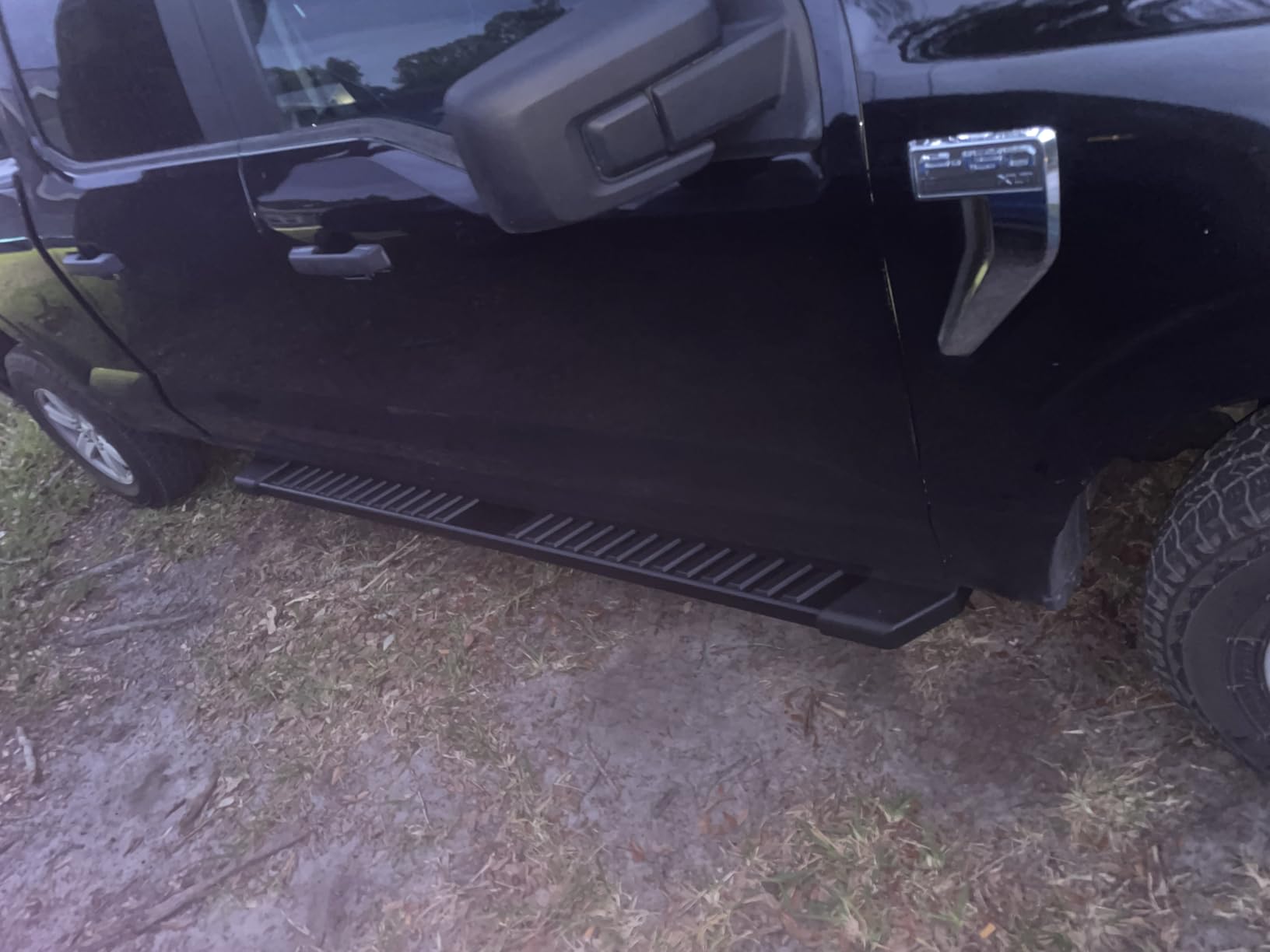 COMNOVA Pair Running Board Nerf Bar Compatible with 15-26 Ford F150 Superduty Crew Cab(4 Full Size Doors) Rocker Slider Side Steps,Width 6 Inches V Style.with OE Style Brackets customer photo 2