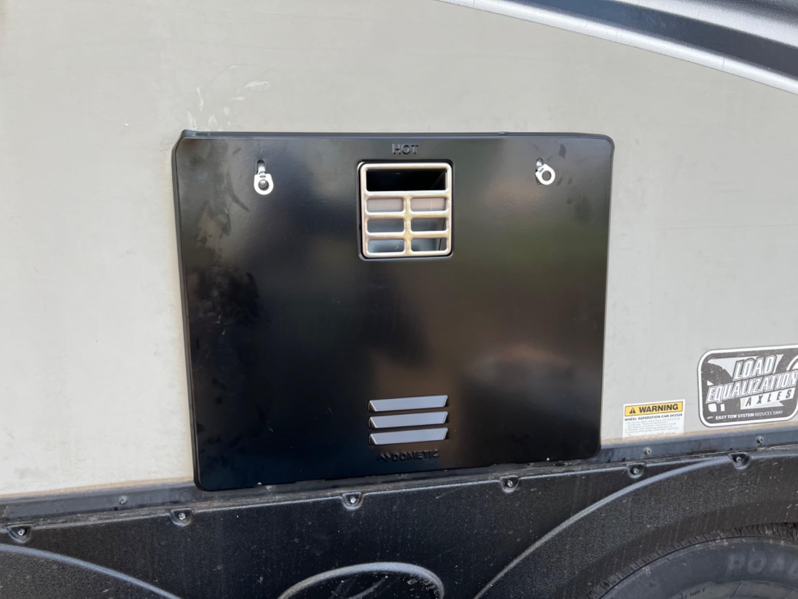 Dometic WH-6GEA RV Gas and Electric Water Heater, 6 Gallon, 12 Volt customer photo 2