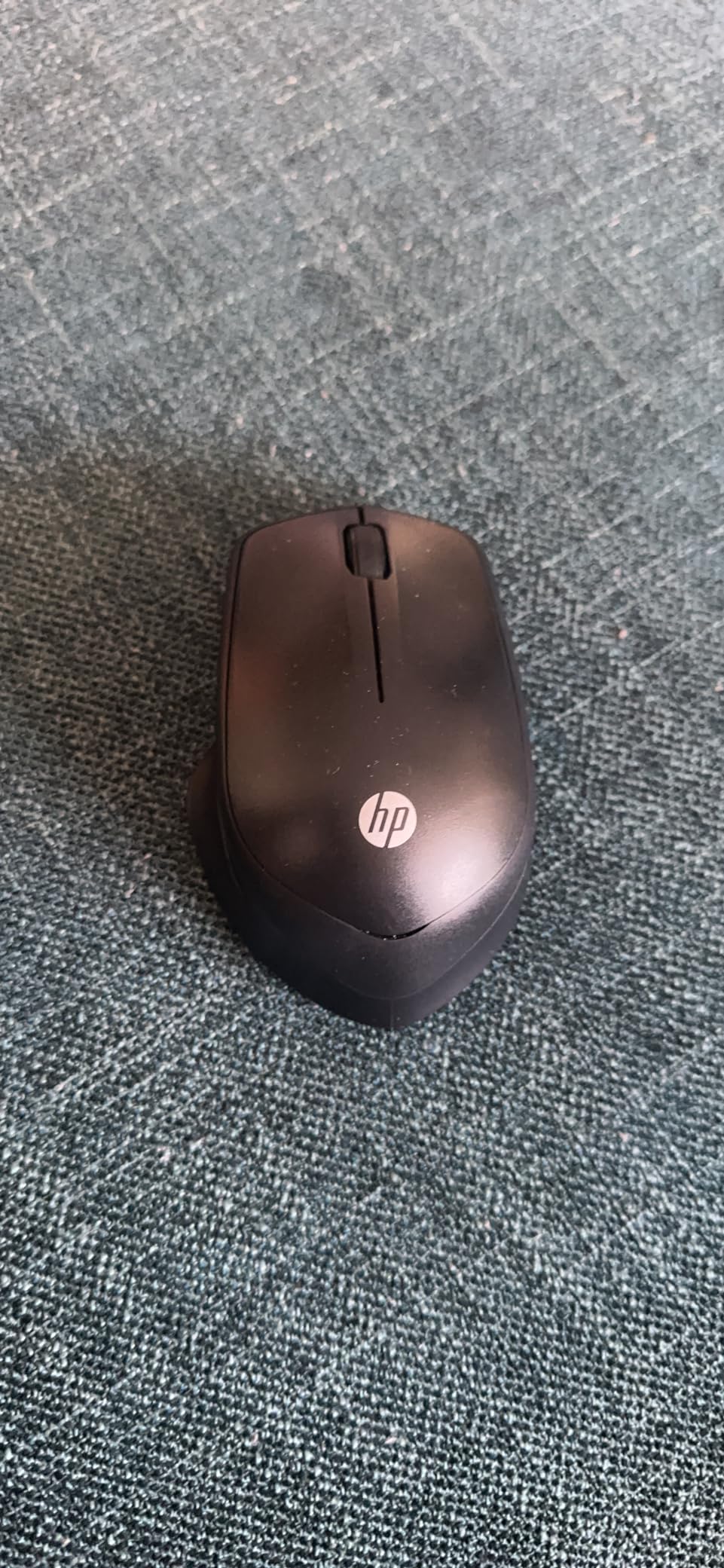 HP 280 Silent Wireless Mouse - Ergonomic, Right-Handed Design - 2.4GHz USB Wireless Connection - Multi-Surface Technology, 1600 DPI Optical Sensor - Win, Chrome, Mac OS - Up to 18-Month Battery Life customer photo 2