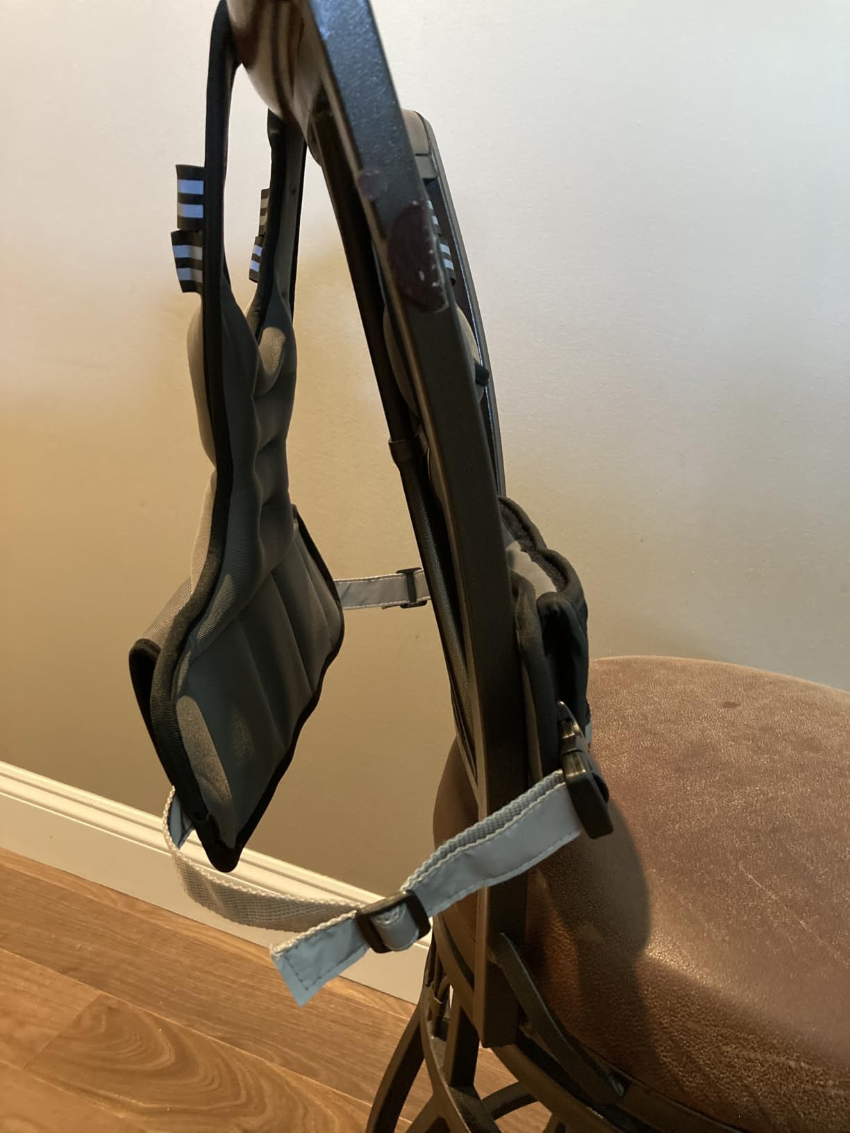 ZELUS Weighted Vest for Men Women, Adjustable 4-32lb Vest, Removable Weights | 4-10/11-20/20-32lb, 6 Ironsand Removable Weights, Reflective Strips, Waist Bag, Adjustable Buckle Strap, Strength Training customer photo 1