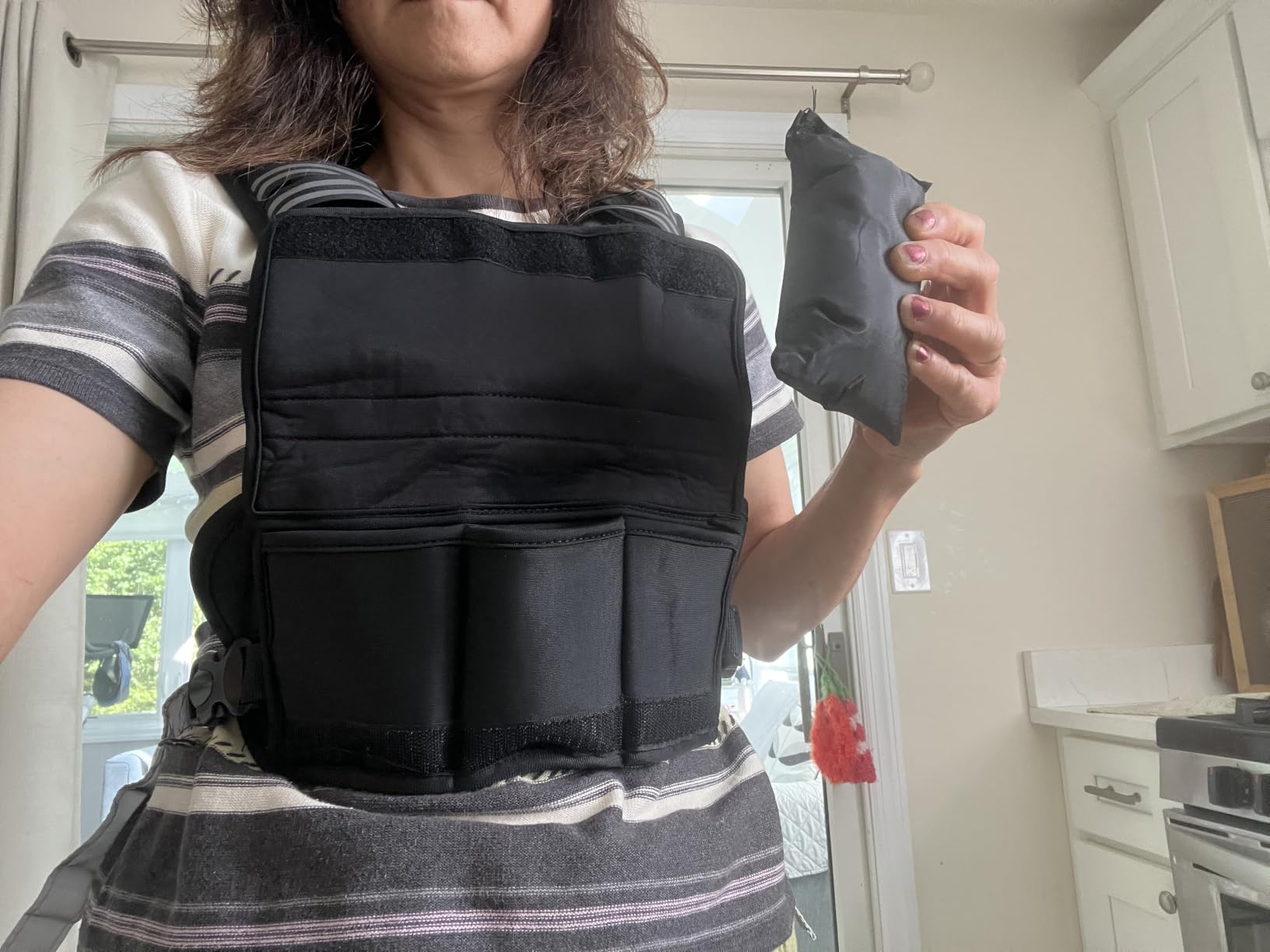 ZELUS Weighted Vest for Men Women, Adjustable 4-32lb Vest, Removable Weights | 4-10/11-20/20-32lb, 6 Ironsand Removable Weights, Reflective Strips, Waist Bag, Adjustable Buckle Strap, Strength Training customer photo 2