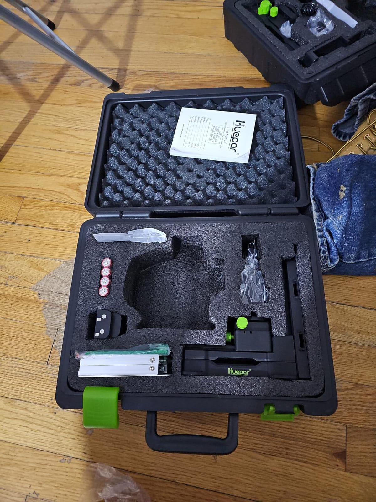 Huepar Laser Level 360 Self Leveling, S04CG 4x360° Green 4D Cross Line Laser with LCD Screen, Bluetooth Outdoor Pulse Mode, Remote Control, Rechargeable 16 Lines Laser Tool for Construction/Tile/Floor customer photo 1