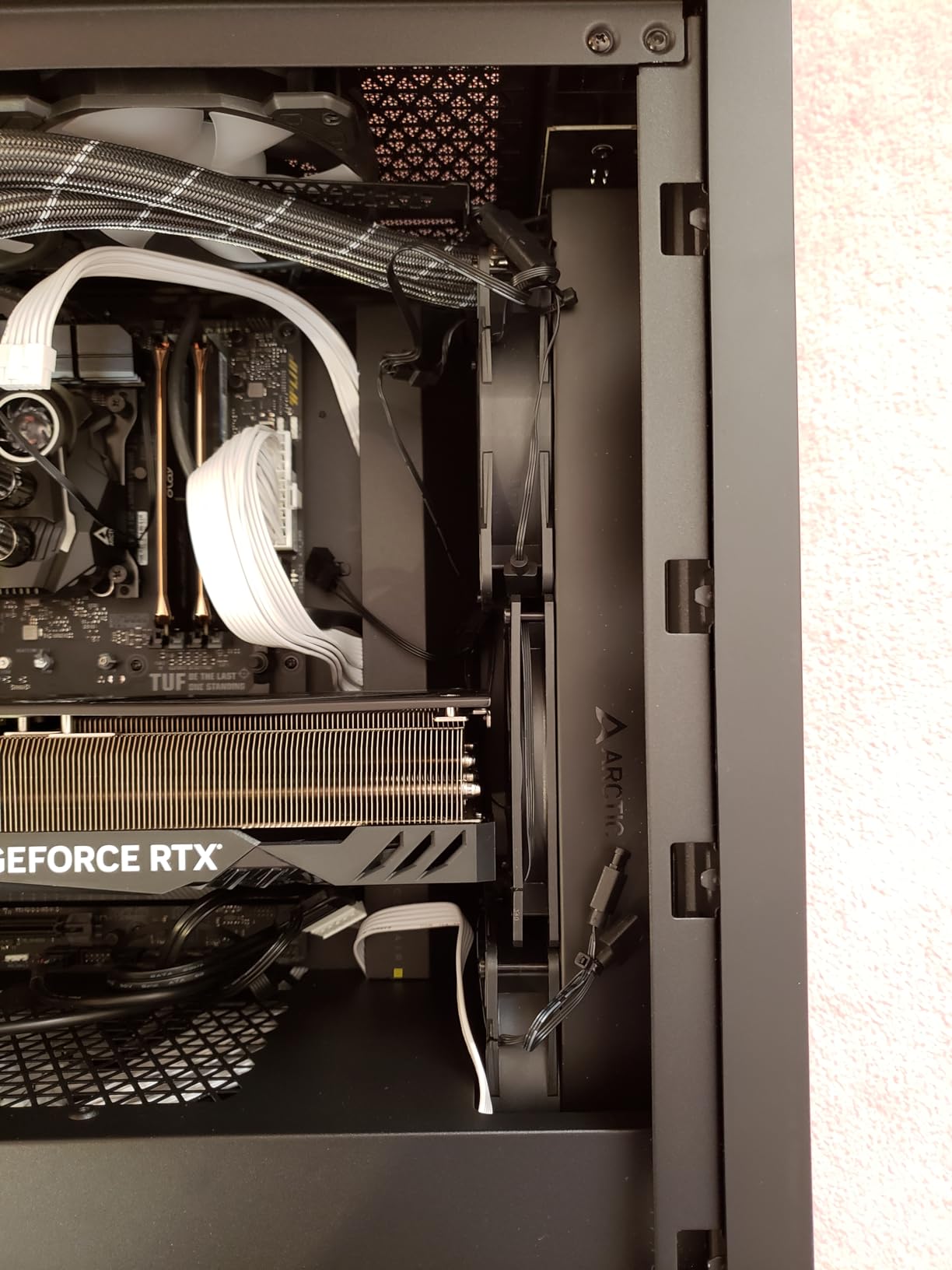 ARCTIC P12 Slim PWM PST - PC Fan, 120 mm Fan, Pressure-optimised customer photo 1