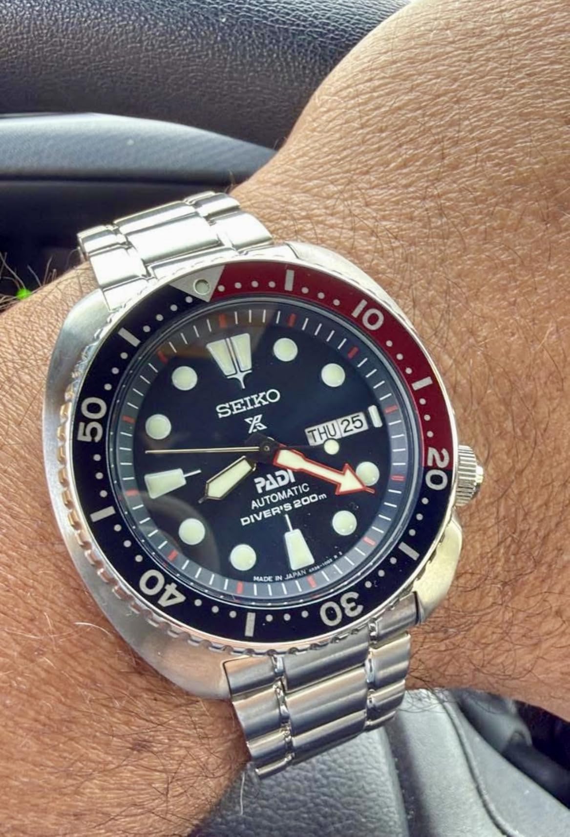 Seiko SRPE99 Automatic Dive Watch for Men - Prospex PADI Special Edition - LumiBrite Hands, Elapsed Timing Bezel, Water Resistant 200M customer photo 2