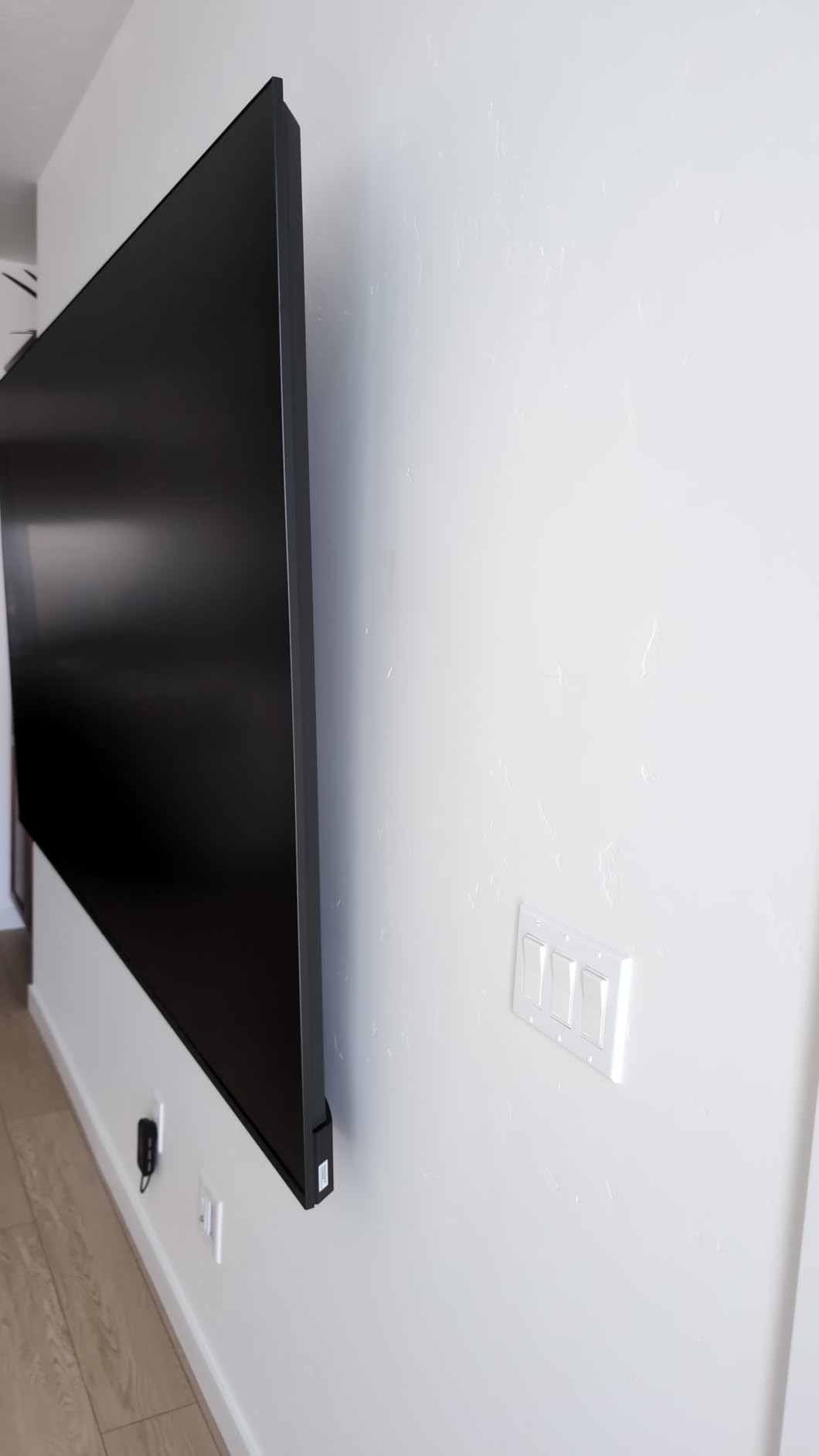 HOME VISION TV Wall Mount Fixed for Most 26-65 Inch Flat/Curved TVs customer photo 2