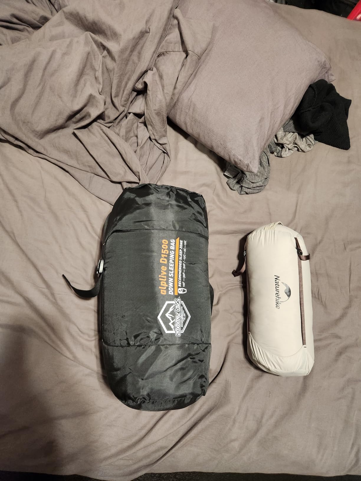 ZOOOBELIVES 10 Degree Down Sleeping Bag for Adults, 4-Season Cold-Weather Mummy Bag, Roomy Fit, 550+ Fill Power Warmth, Lightweight & Compressible for Car Camping, Backpacking & Hunting - AlpliveD1500 customer photo 1