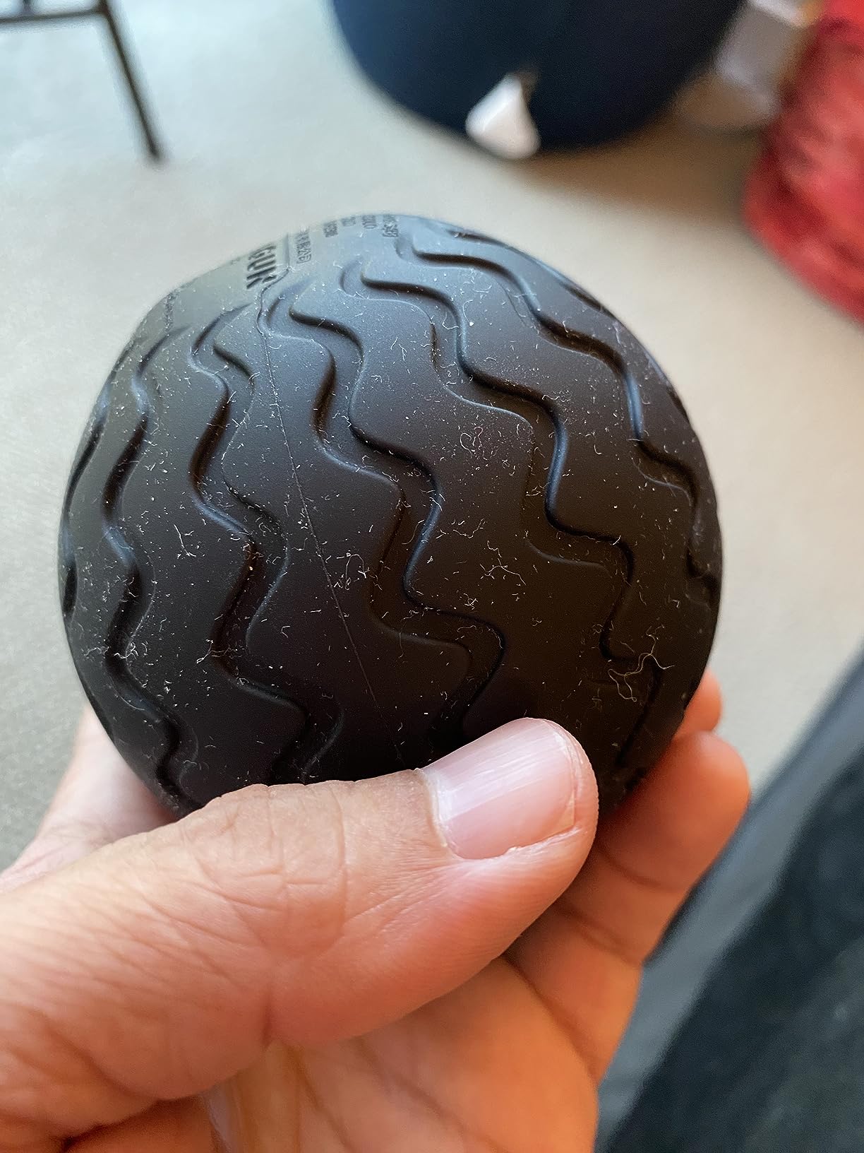 TheraGun Therabody WaveDuo - Ergonomically Contoured Foam Roller - Bluetooth Enabled Muscle Roller for Your Back, Neck & Spine with 5 Customizable Vibration Frequencies in Therabody App customer photo 1