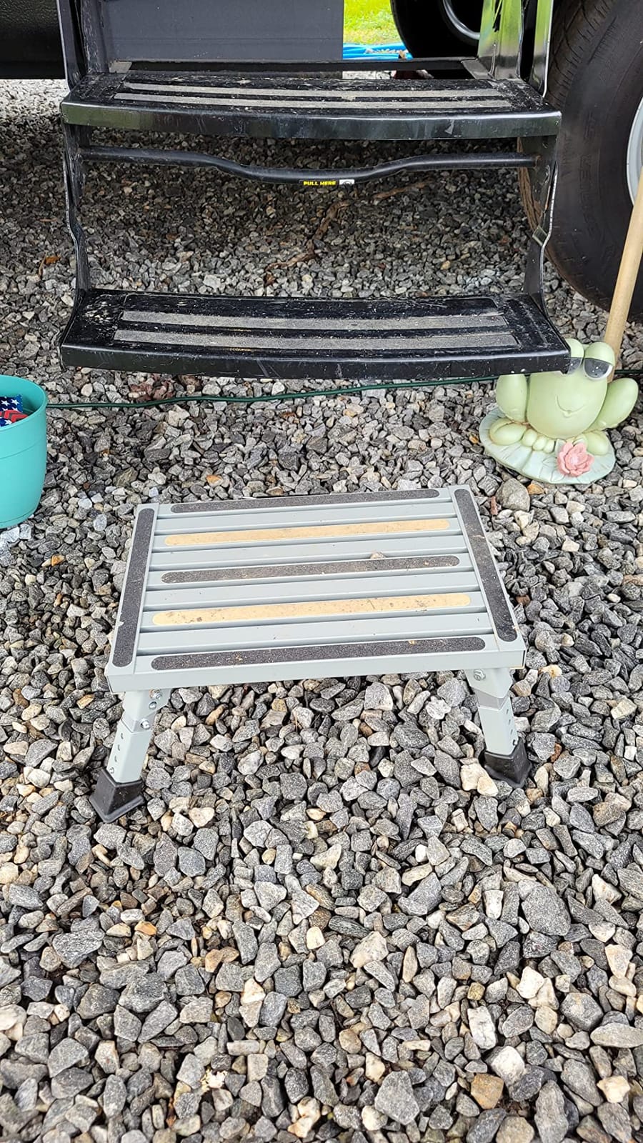 Iron RV Step Stool, 4-Level Adjustable Folding Platform, Gray customer photo 2