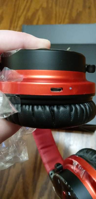 MOVSSOU Million Sold Classic E7 Active Noise Cancelling Headphones customer photo 2