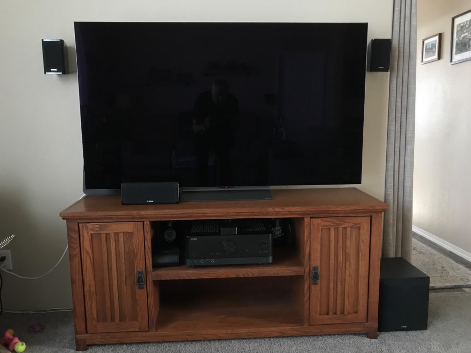 Yamaha YHT-5960U Home Theater System with 8K HDMI and MusicCast customer photo 2