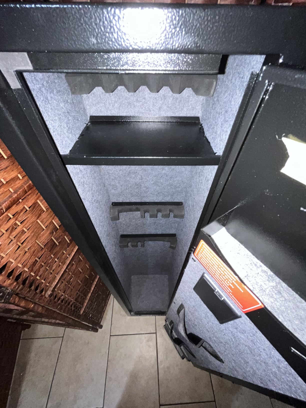 Kaer 4-5 Biometric Gun Safe for Rifles and Pistols, Long Rifle Safe for Home, No Assembly Needed, Gun Cabinet for 3-5 Shotgun 5-7 Handguns, Fingerprint, Digital Keypad, Removable Shelf, Gun Rack customer photo 2