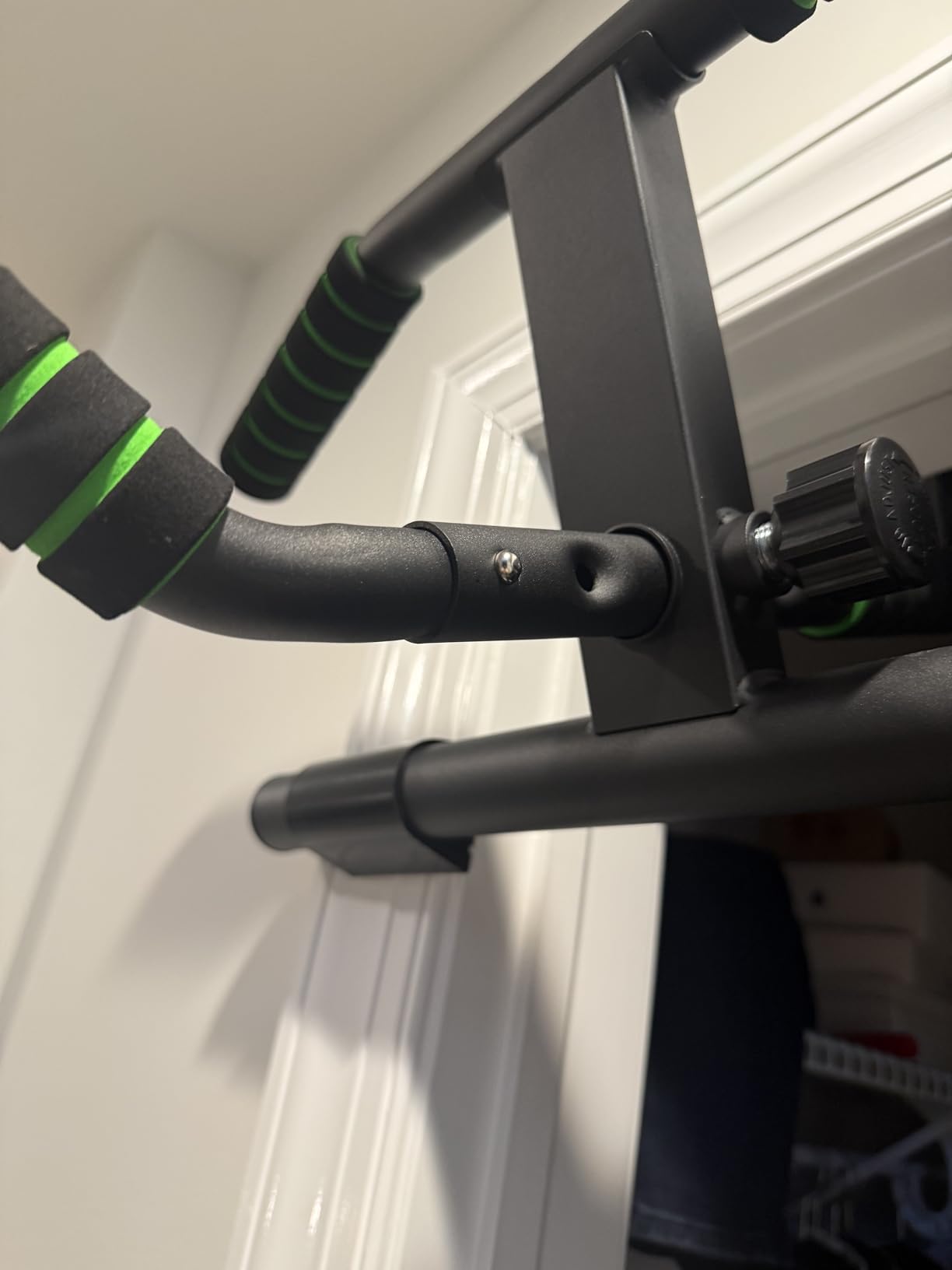 KAKICLAY 2026 Upgrade Multi-Grip Pull Up Bar with Smart Larger Hooks Technology - USA Original Patent, Designed, Shipped, Warranty customer photo 1