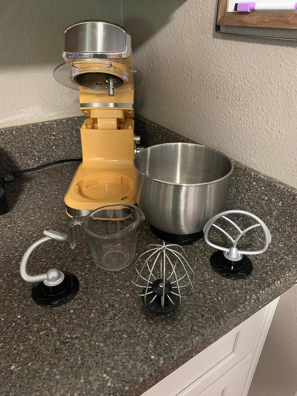 Kitchen in the box Stand Mixer,3.2Qt Small Electric Food Mixer,6 Speeds Portable Lightweight Kitchen Mixer for Daily Use with Egg Whisk,Dough Hook,Flat Beater customer photo 2