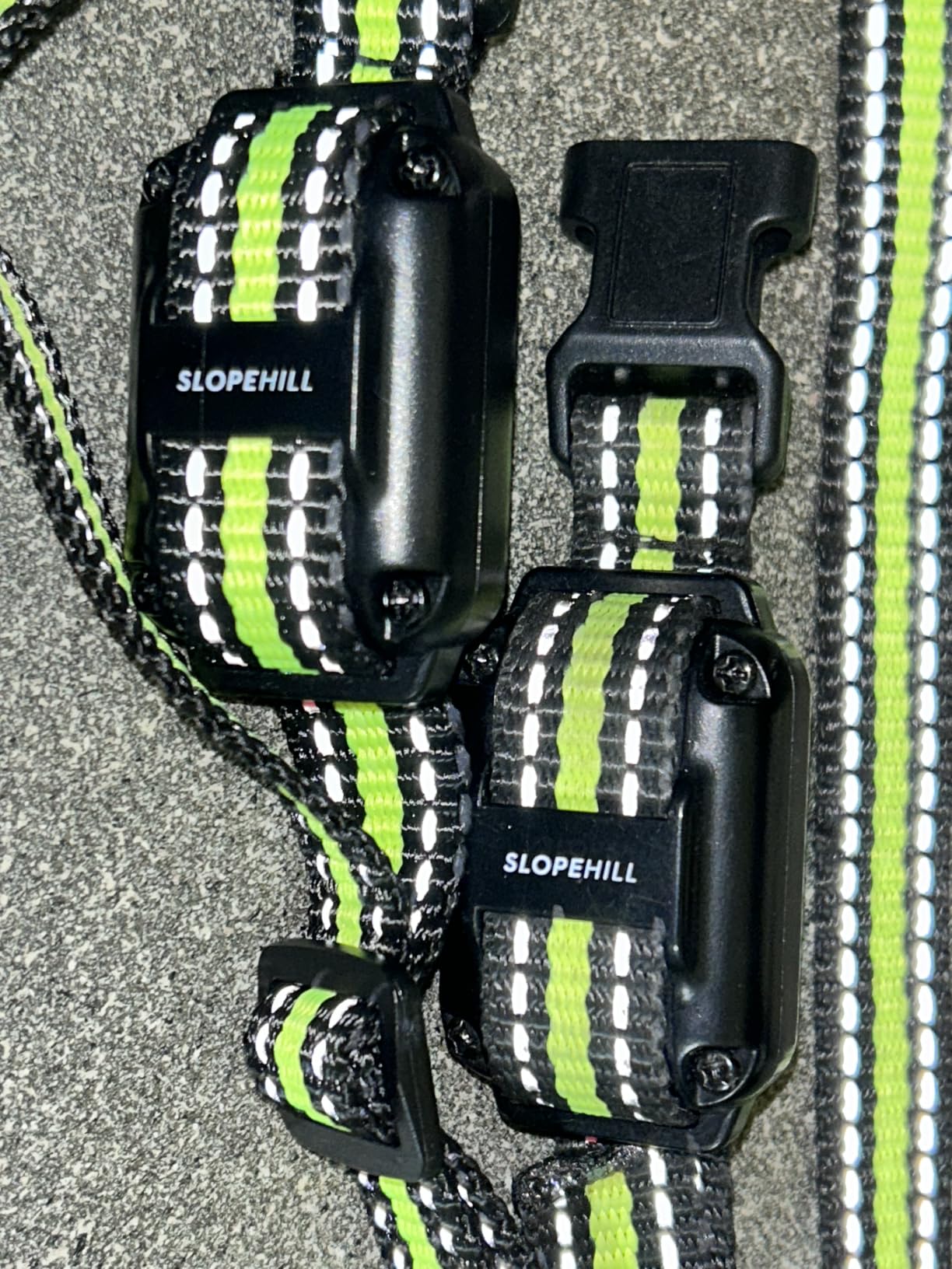 SLOPEHILL Dog Training Collar, 4200FT Remote Shock Collar for Dogs 8-140lbs | IP68 Waterproof e Collar with Beep, Vibration, Safe Shock, Light, No Shock Modes, Dog Collar with Removable Prongs, Green customer photo 1