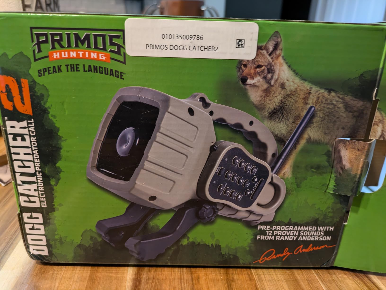 PRIMOS Hunting Electronic Predator Call, Dogg Catcher 2, 100-Yd Remote | Model 3851, 12 Randy Anderson sounds, plays two sounds at once, calls bobcats, fox and coyotes customer photo 2