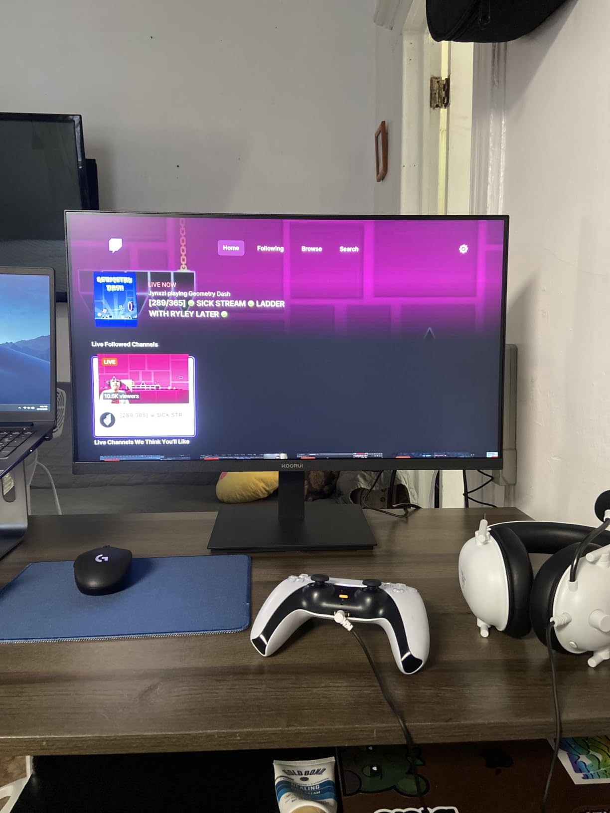 KOORUI 22 Inch Computer Monitor FHD 120Hz VA VESA Low Blue Light, E2212H | Adaptive Sync, 4000:1 Contrast Ratio, Ultra-Slim Display, HDMI 1.4/VGA, Tilt Adjust, Compact for Dorms, Study and Office customer photo 2