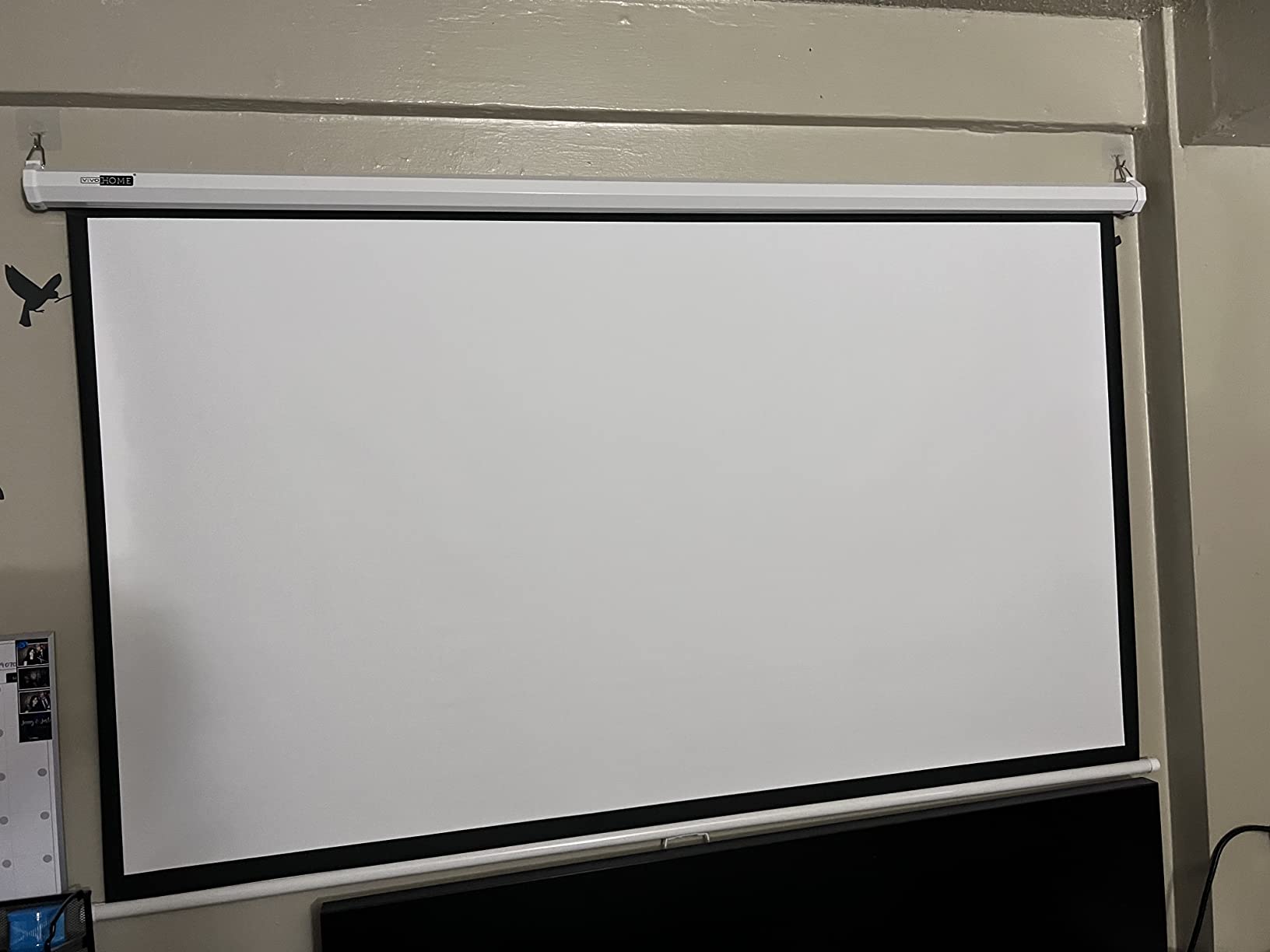 VIVOHOME 120 Inch 1:1 Pull Down Projector Screen, Black | Manual Retractable 4K Projection Screen for Home Theater, Roll Up ALR Movie Screen for Ceiling and Wall Mount customer photo 2