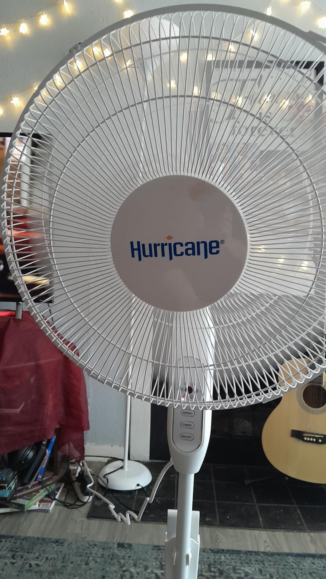 Hurricane Oscillating Pedestal Fan with Remote & 12 Speeds, Black, 16in customer photo 1