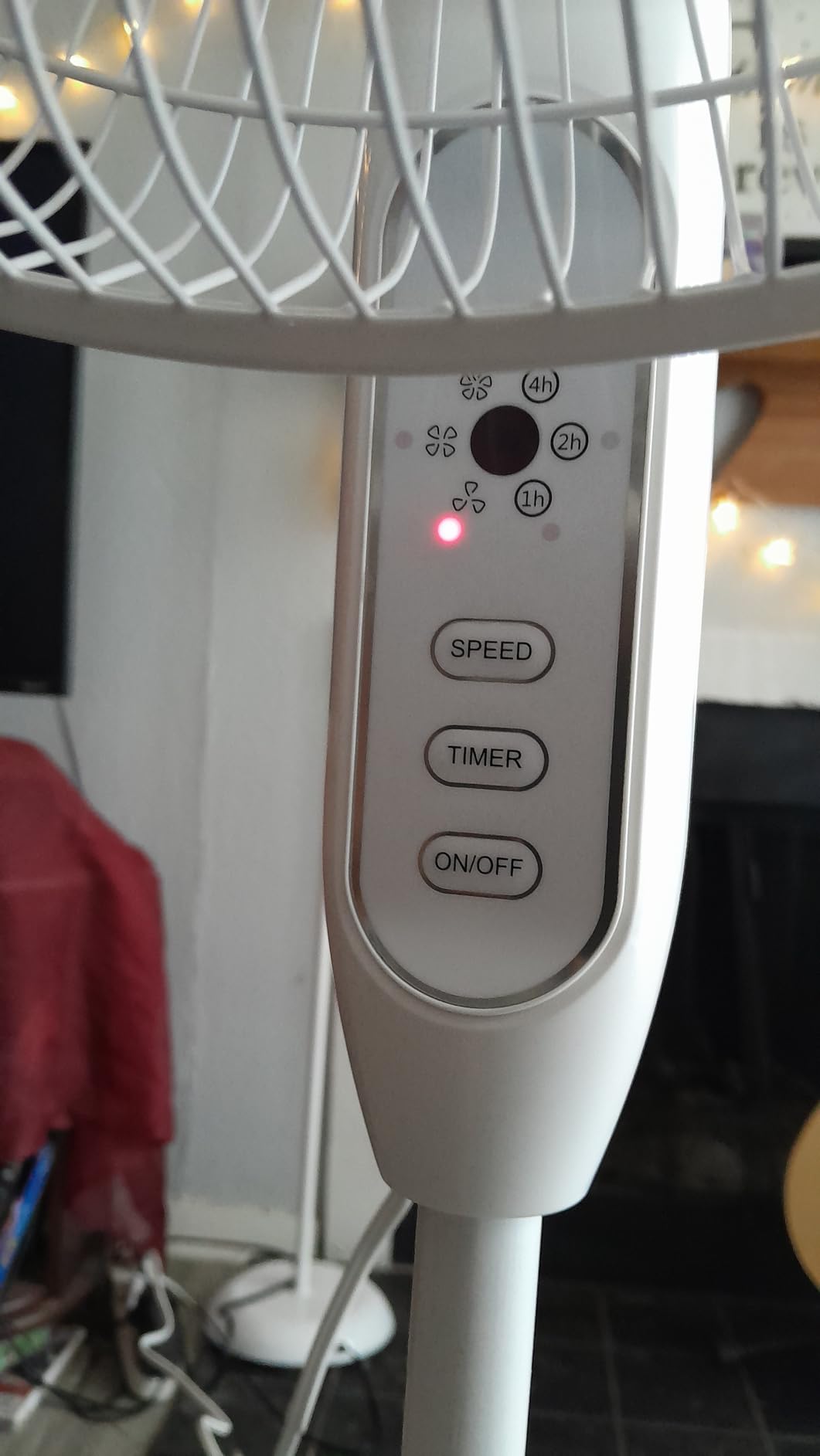 Hurricane Oscillating Pedestal Fan with Remote & 12 Speeds, Black, 16in customer photo 2