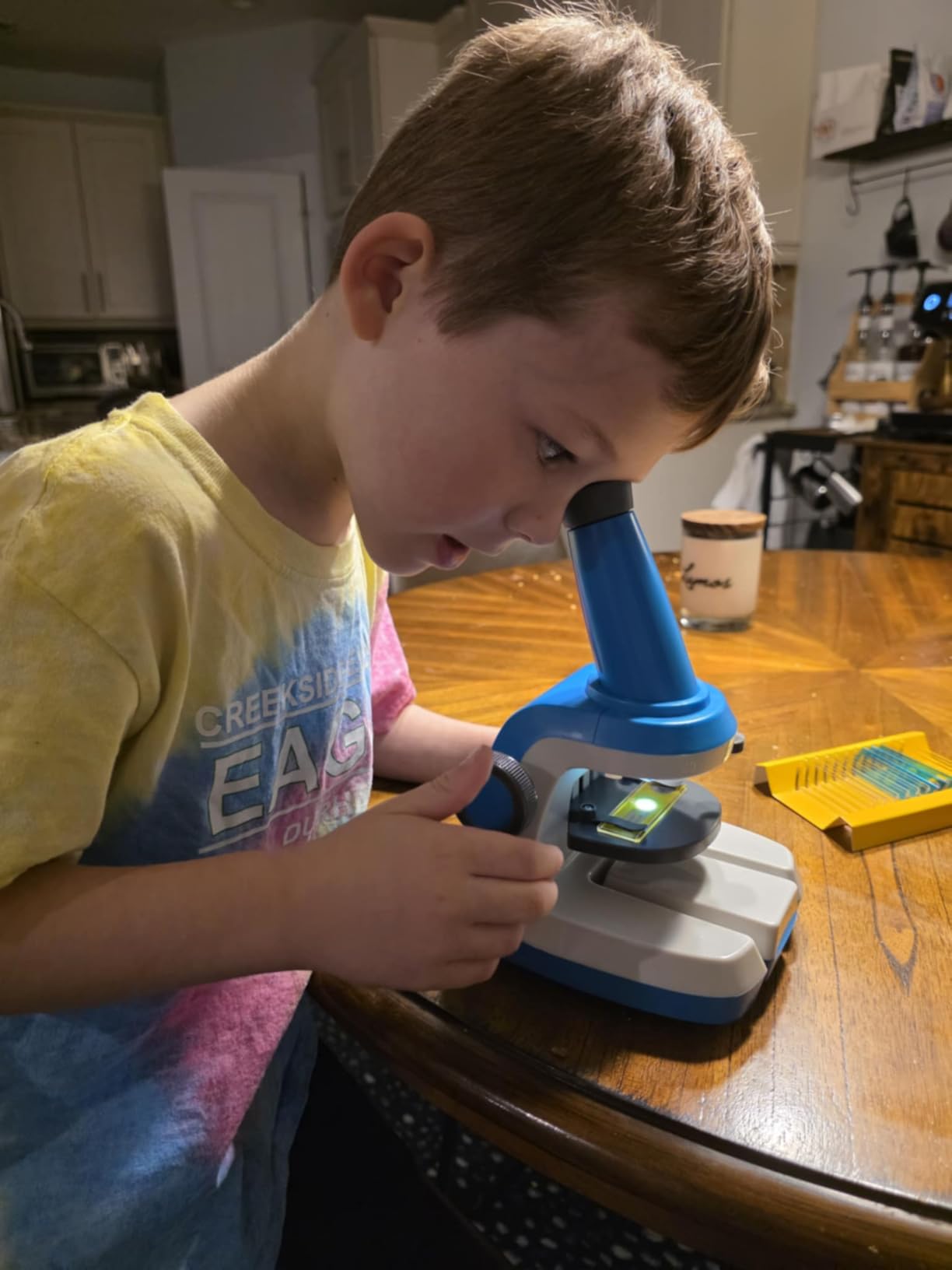 National Geographic Microscope for Kids with Up to 400x Magnification customer photo 1