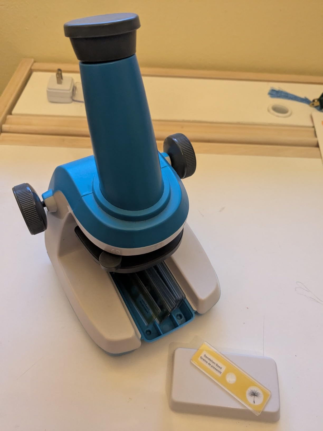 National Geographic Microscope for Kids with Up to 400x Magnification customer photo 2