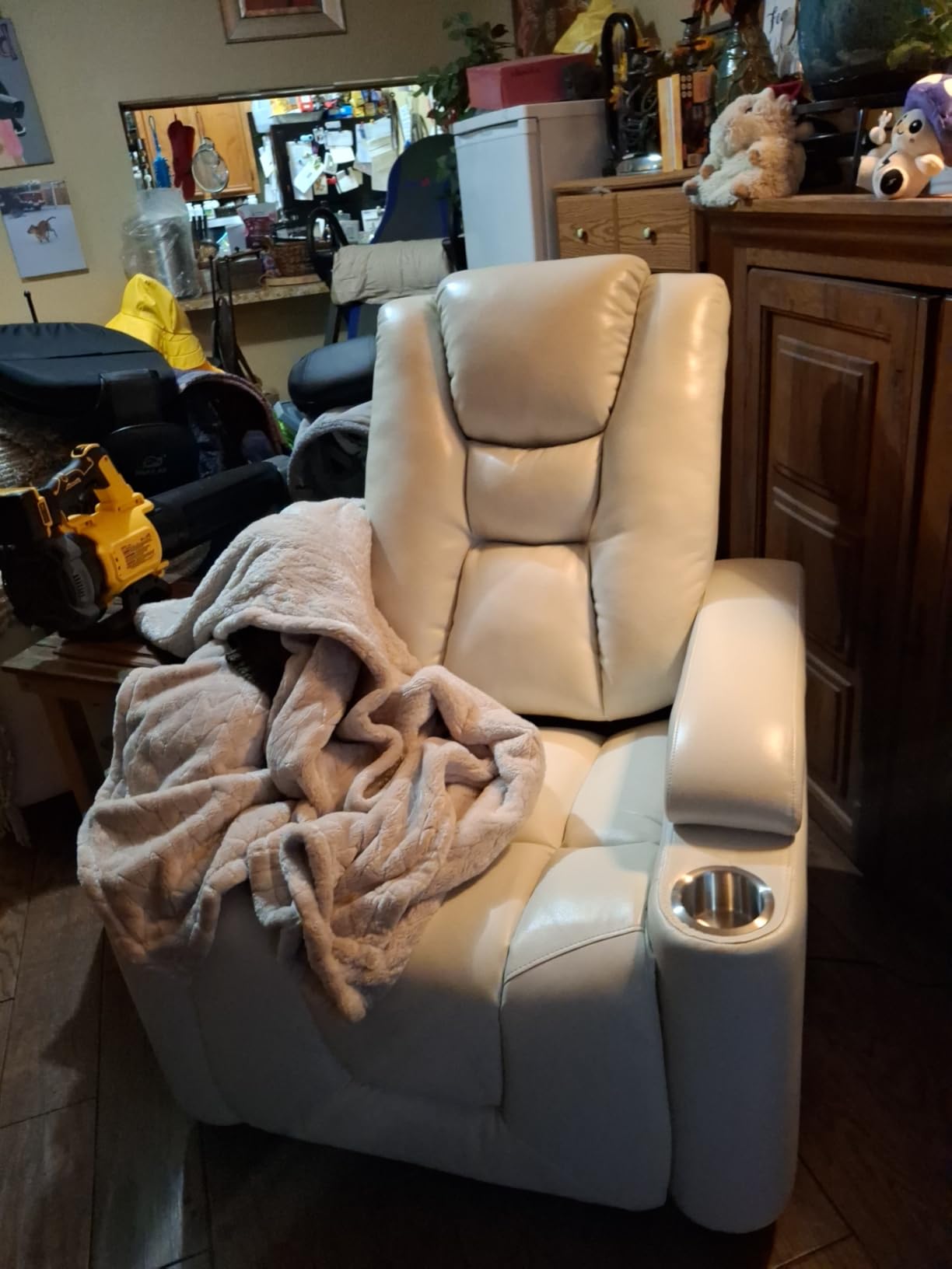 ANJ White Faux Leather Power Recliner, Theater Reclining Chair customer photo 2