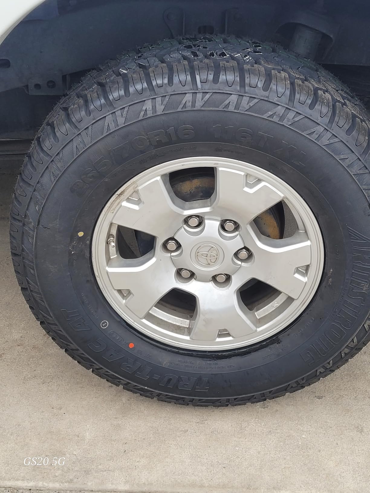 Armstrong Tru-Trac AT 275/55R20 117T All Terrain XL 20 inch Tire customer photo 1