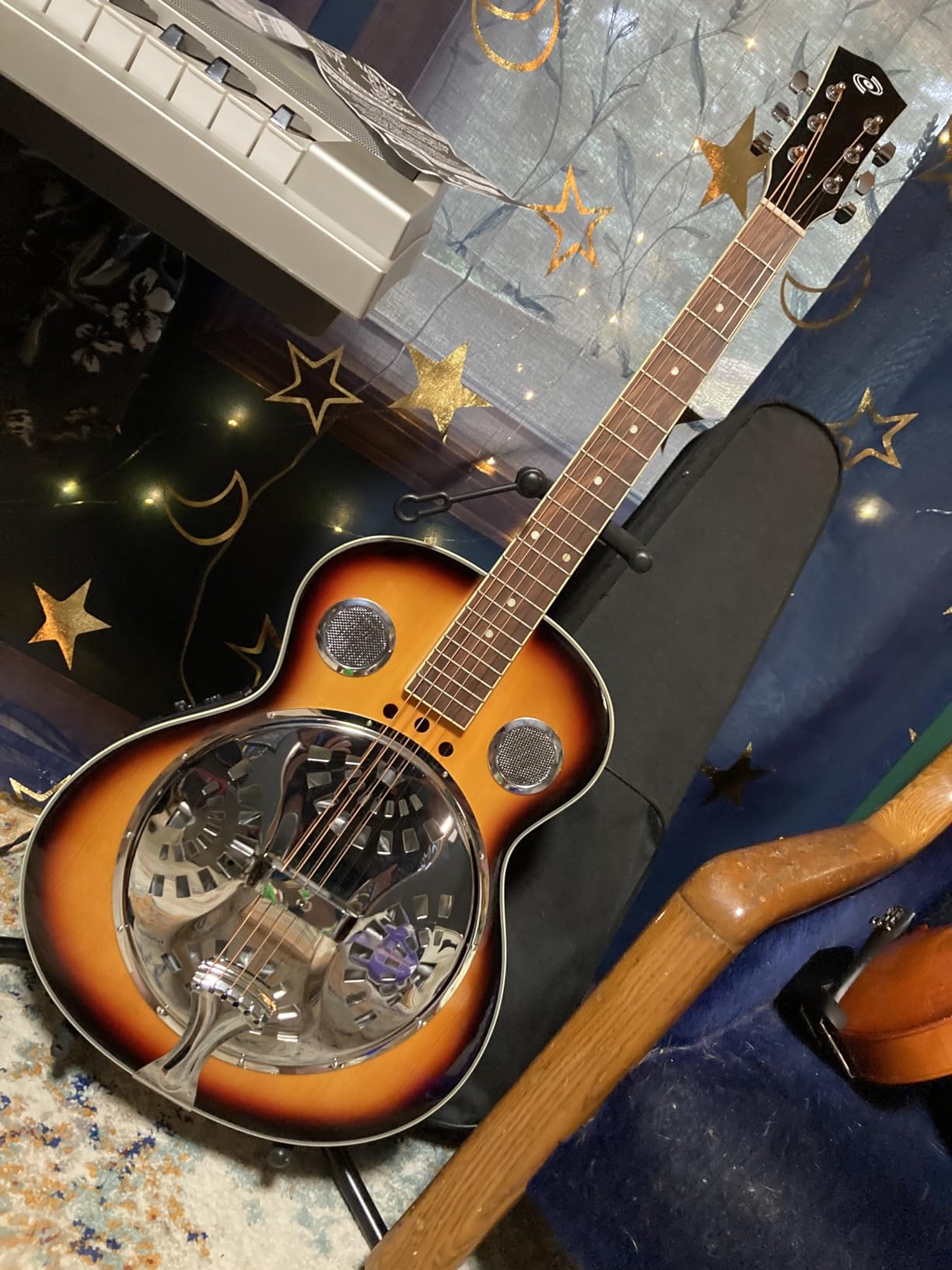 Resophonic Resonator Acoustic Electric Guitar Kit, 6 String Round Neck Sunburst Wood Body Guitar for Blues, Country & Slide, Built-in Preamp, Metal Cone, Gig Bag, Strap, Tuner, Strings & Picks customer photo 2