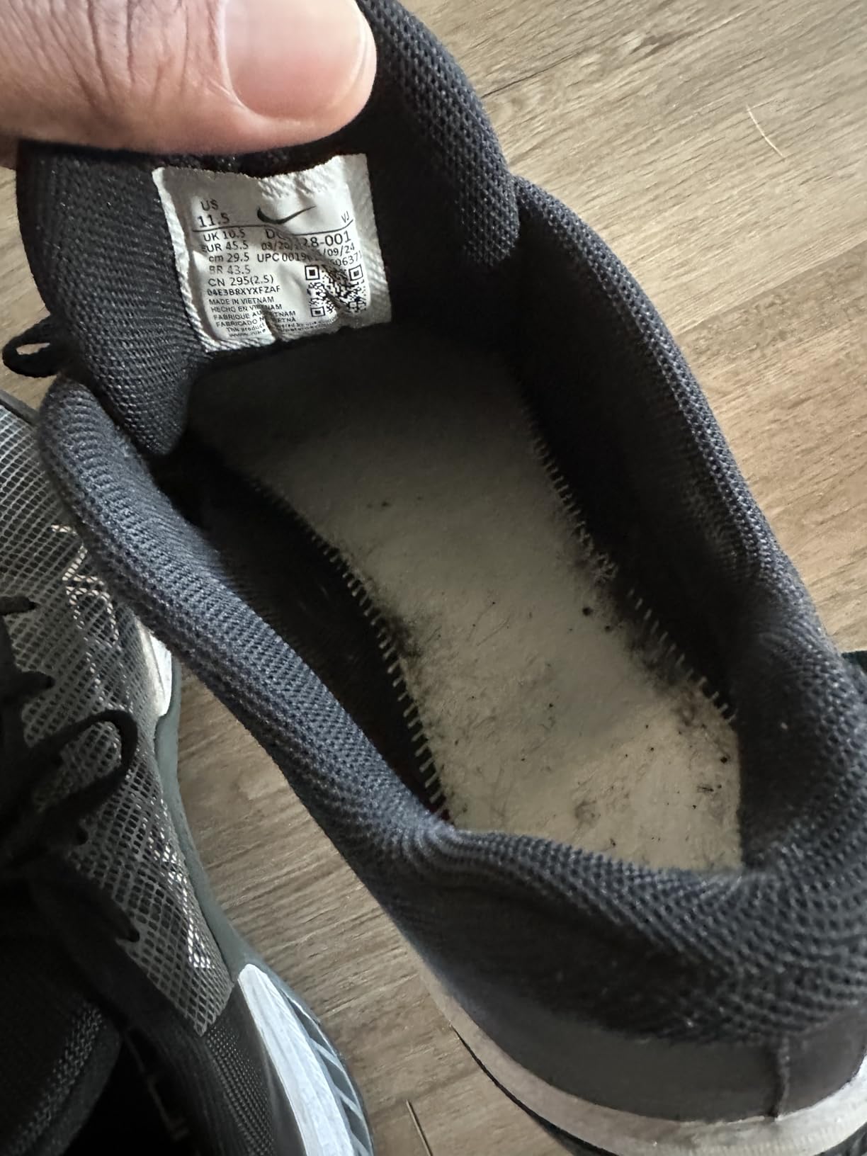 Nike Men's Metcon 8 Sneakers customer photo 1