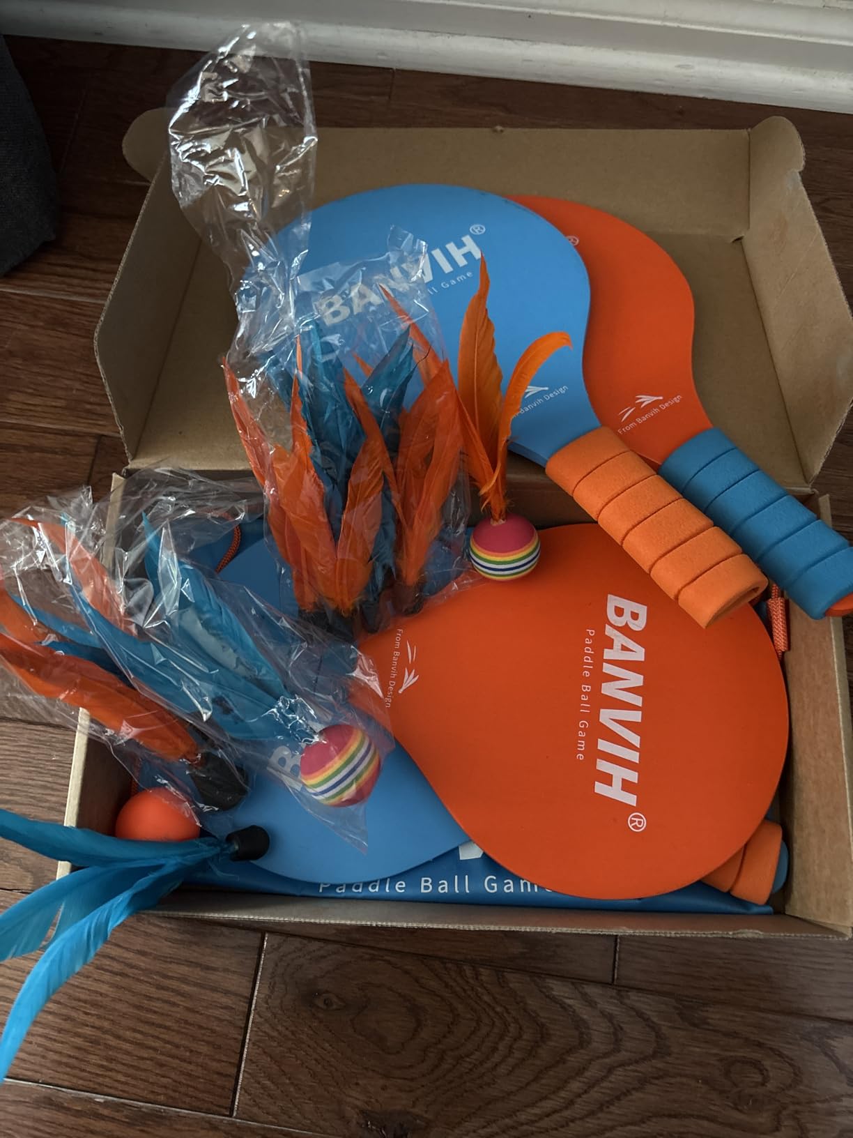 Banvih 4-Racket Badminton Set - Outdoor Beach Yard Camping Games for Family customer photo 1