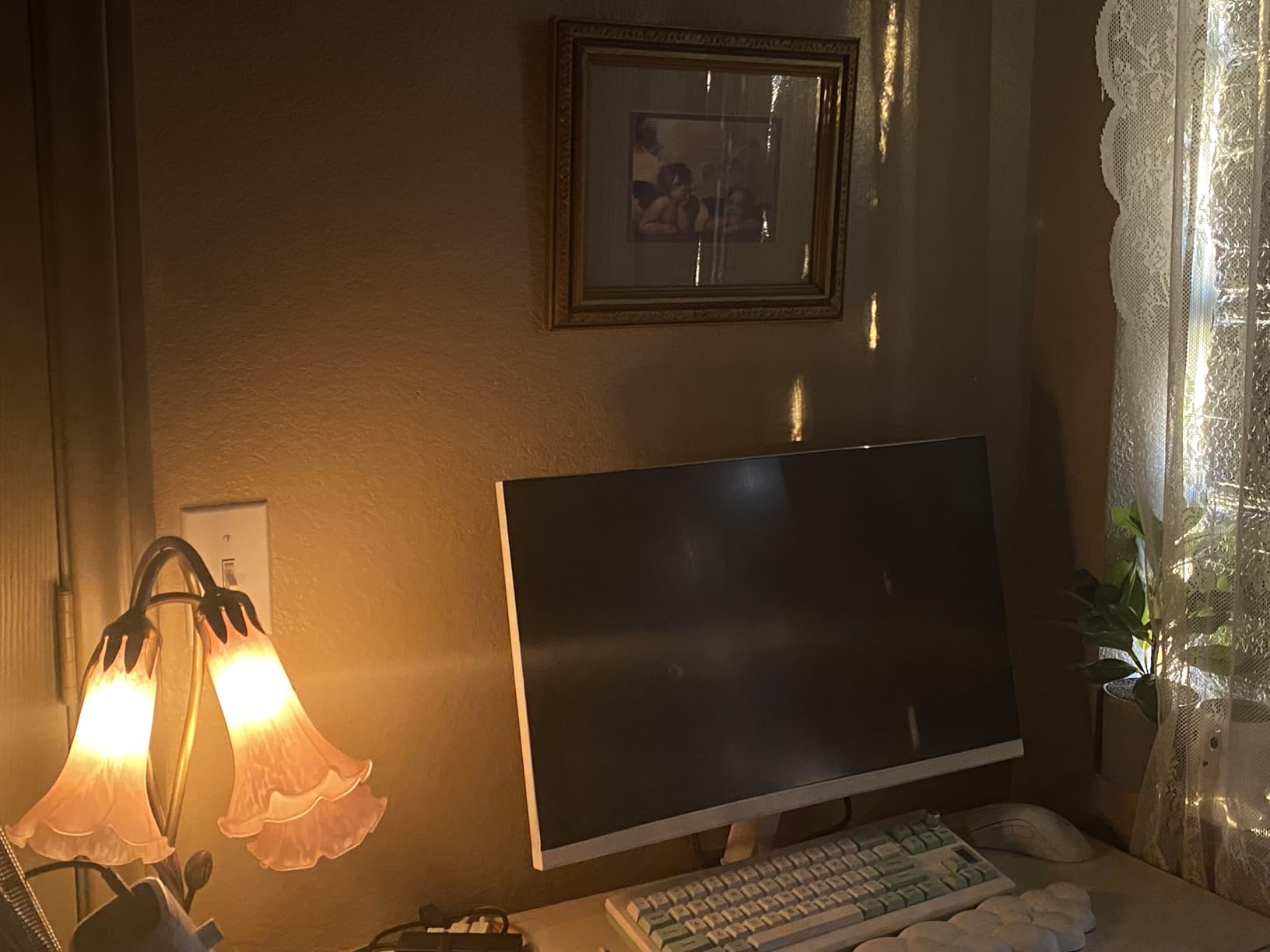 Acer Nitro 23.8in FHD 1920x1080 180Hz Gaming Monitor KG241Y Sbiip customer photo 2