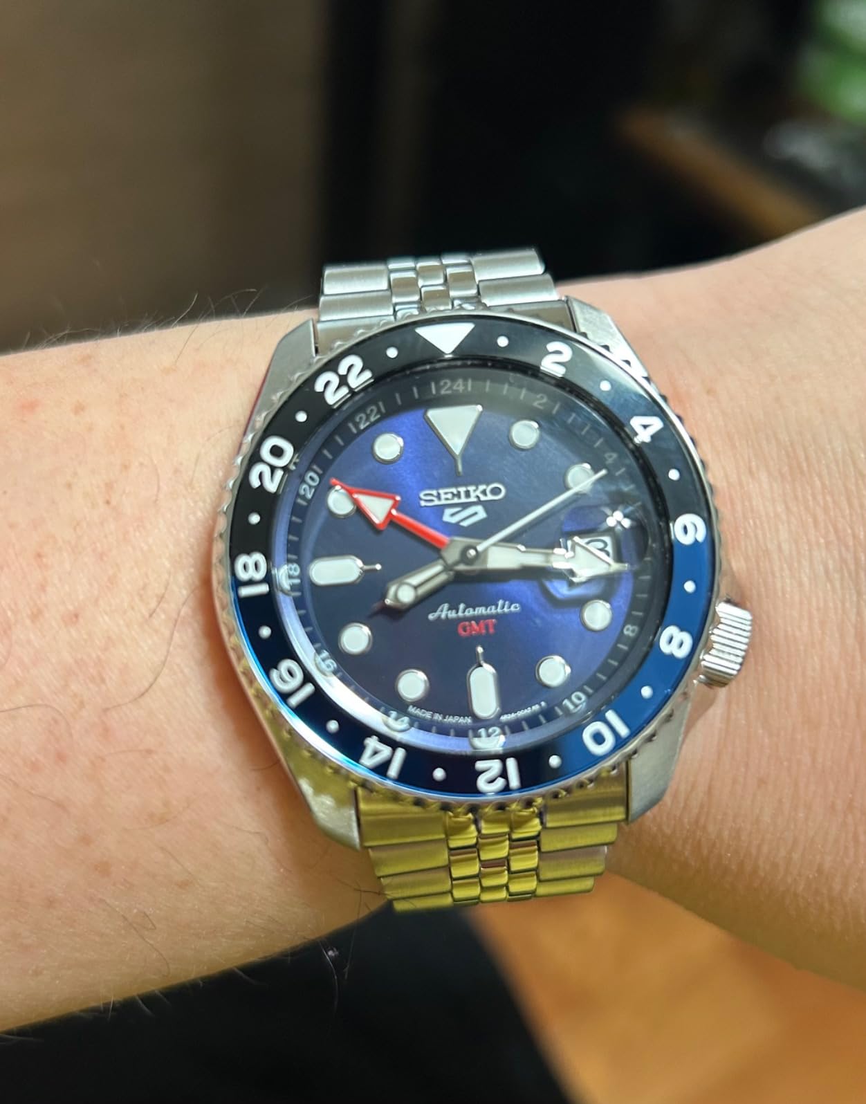 SSK003 Automatic Watch for Men - 5 Sports - Blue Dial with Date Calendar and Luminous Hands & Markers and Black & Blue GMT Bezel, 100m Water-Resistant customer photo 2