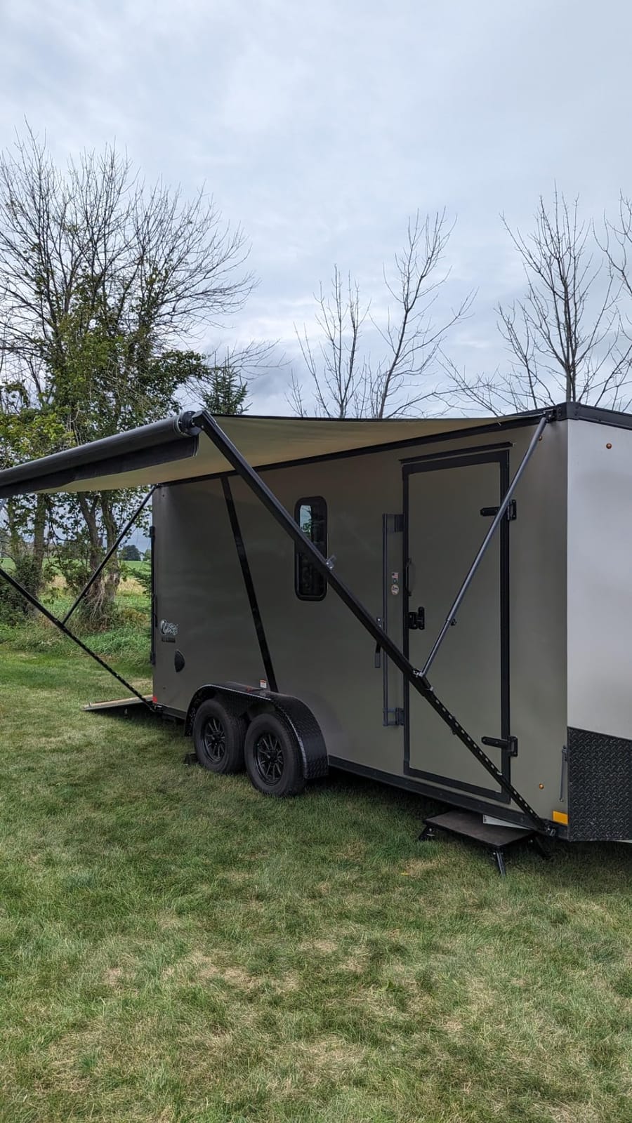 Awnlux Black Manual Modular Retractable RV Awning Full Set Assemblies for RV, 5th Wheel, Travel Trailers, Toy Haulers, and Motorhome - RV Trailer Awning for Home or Camper - 12x8 Ft - Black Fade customer photo 2