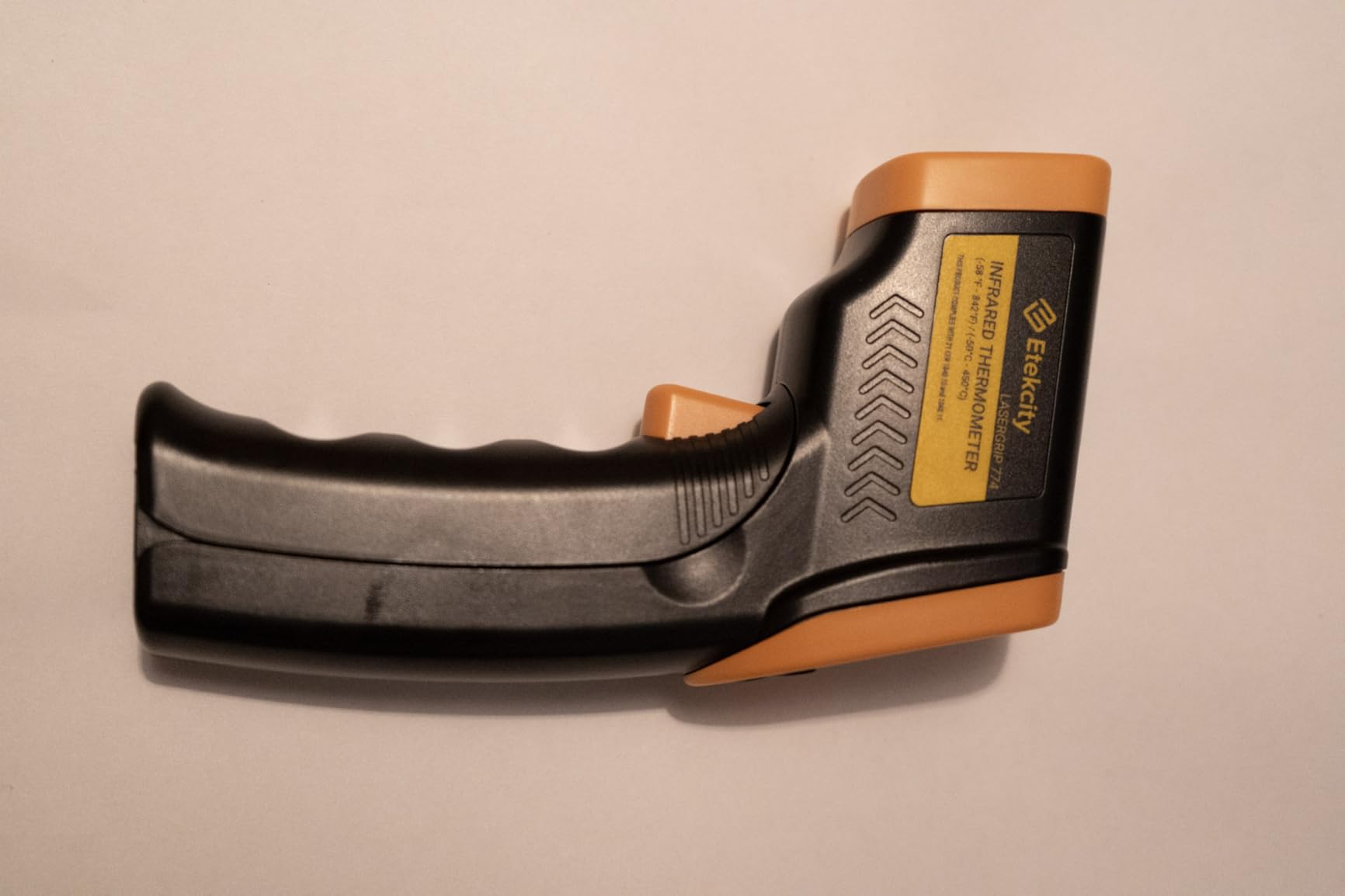 Etekcity Infrared Thermometer Laser Temperature Gun 774 customer photo 1