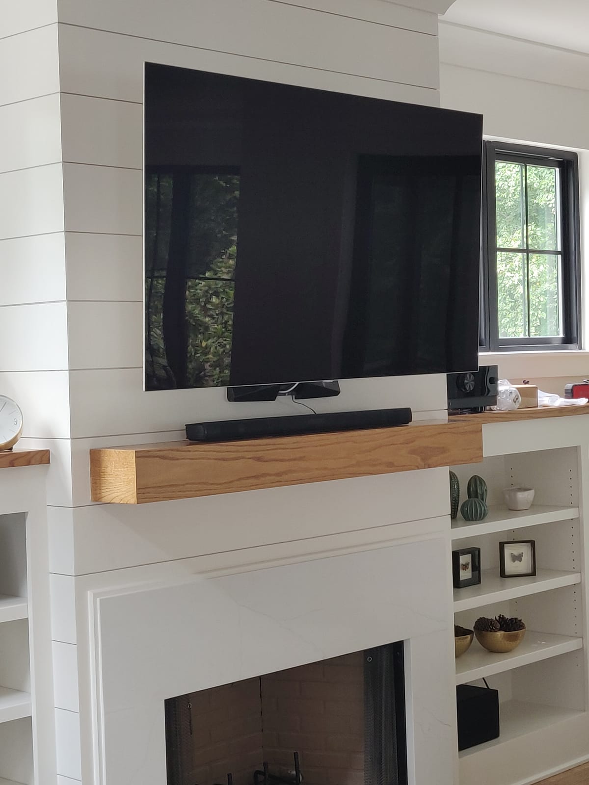 VIVO White Motorized TV Wall Mount for 37-70 in Screens, MOUNT-E-M070R-W customer photo 2