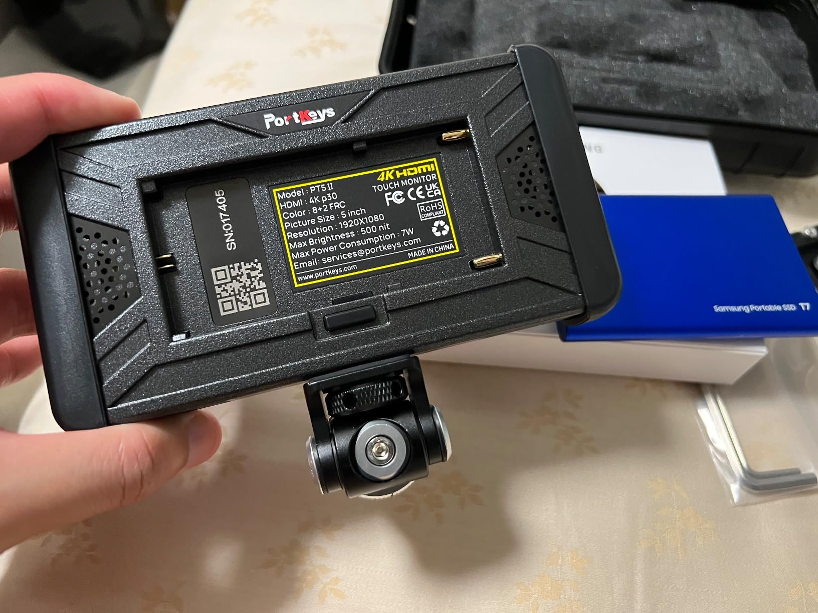 Portkeys PT5 II Camera Monitor Touchscreen DSLR Field Monitor 5 inch 4K30P Input/Output Wide Color Gamut New Peaking 3D LUT Video Assist Luma RGB Waveform for DSLR with New UI MOVnorm OS customer photo 2