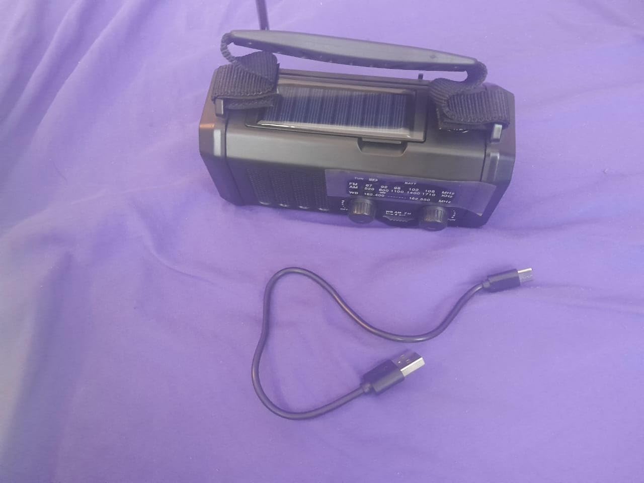 Leaton Hand Crank Emergency Radio, NOAA Weather Radio AM/FM,10000mAh customer photo 1