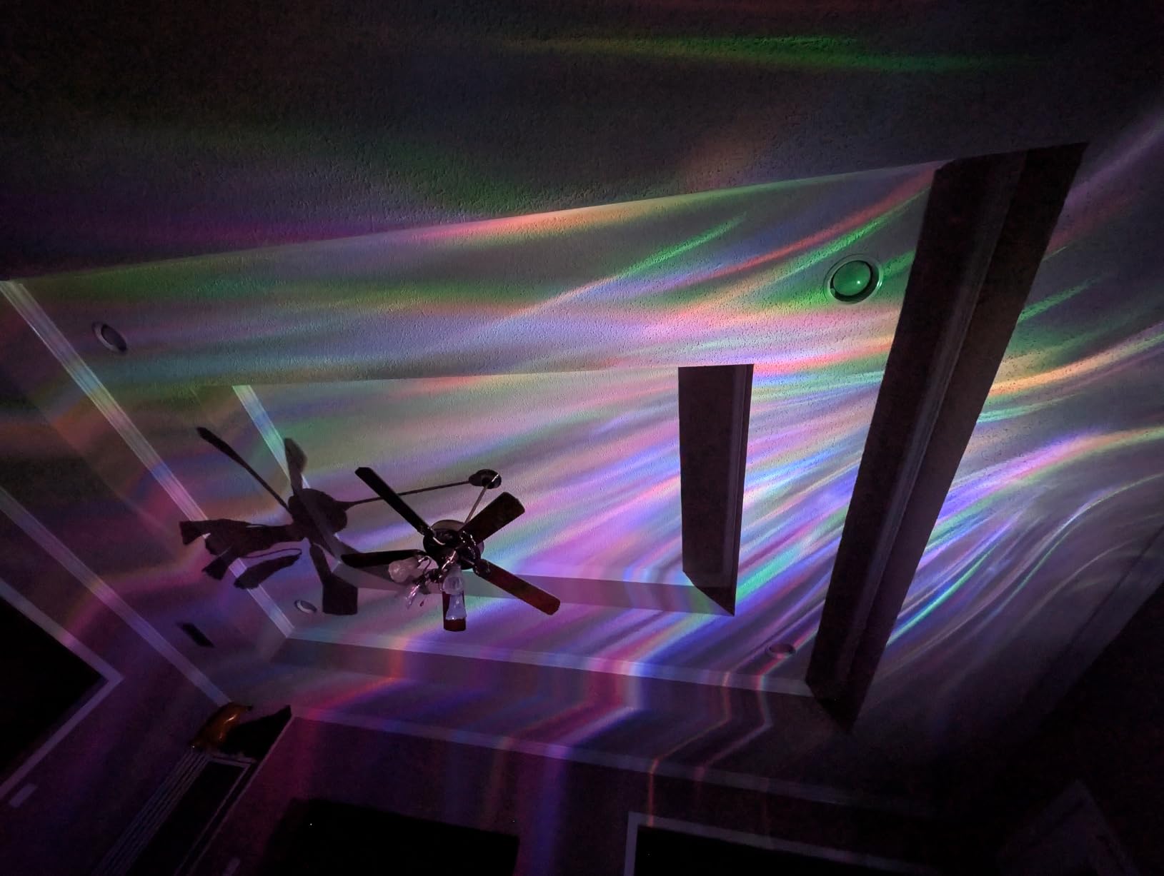 ENOKIK Galaxy Projector, Star Aurora Night Light Bluetooth Speaker, Black | 33 Dynamic Light Effects, 8 Soothing White Noises, Remote Timer, 360° Adjustable Projection Angle, Ideal Gift, Home Decor customer photo 1
