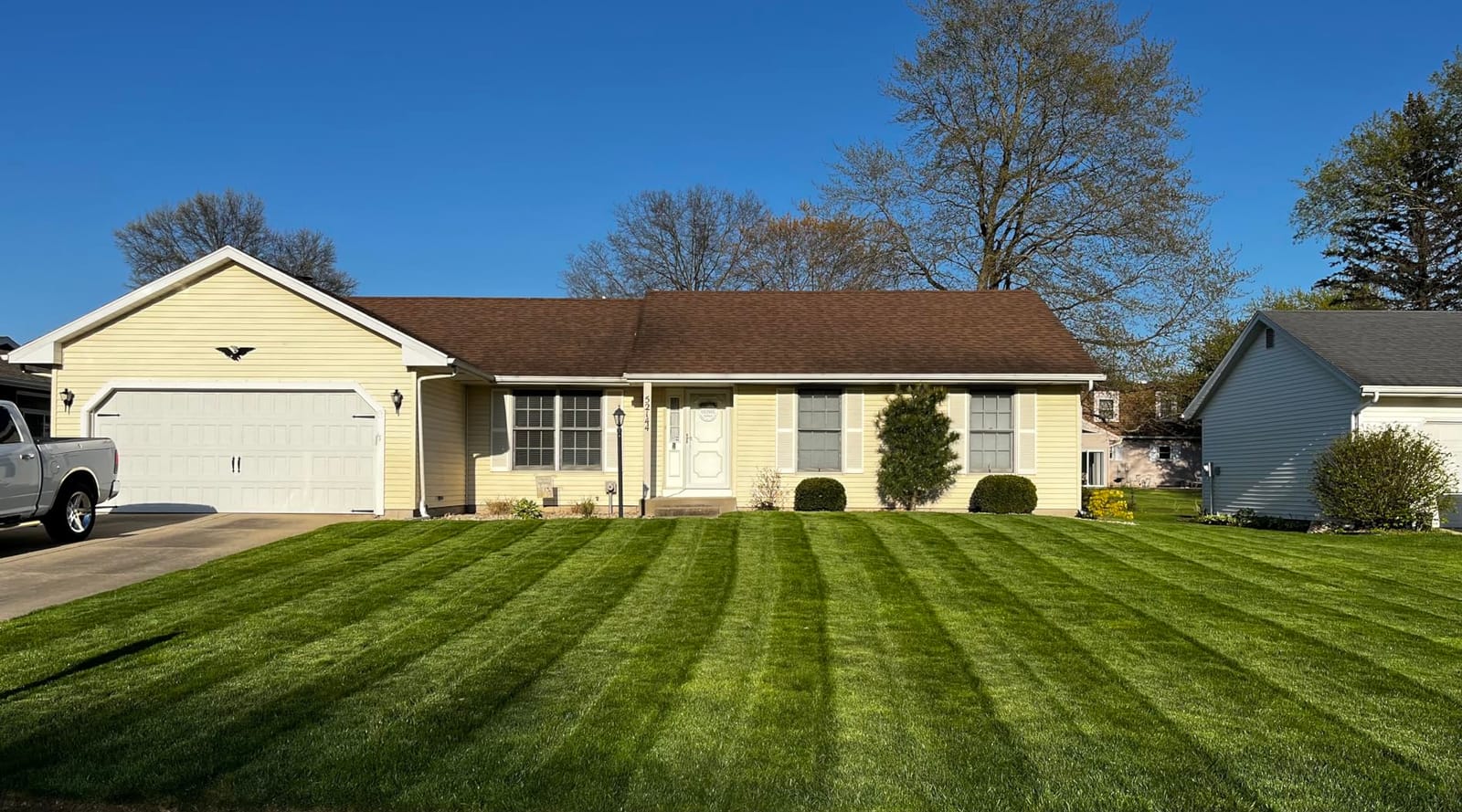 Lawn Stryper- Generation 3 Lawn Striping System/Stripe Your Lawn Like A Ballpark/ONLY Works with Honda 20