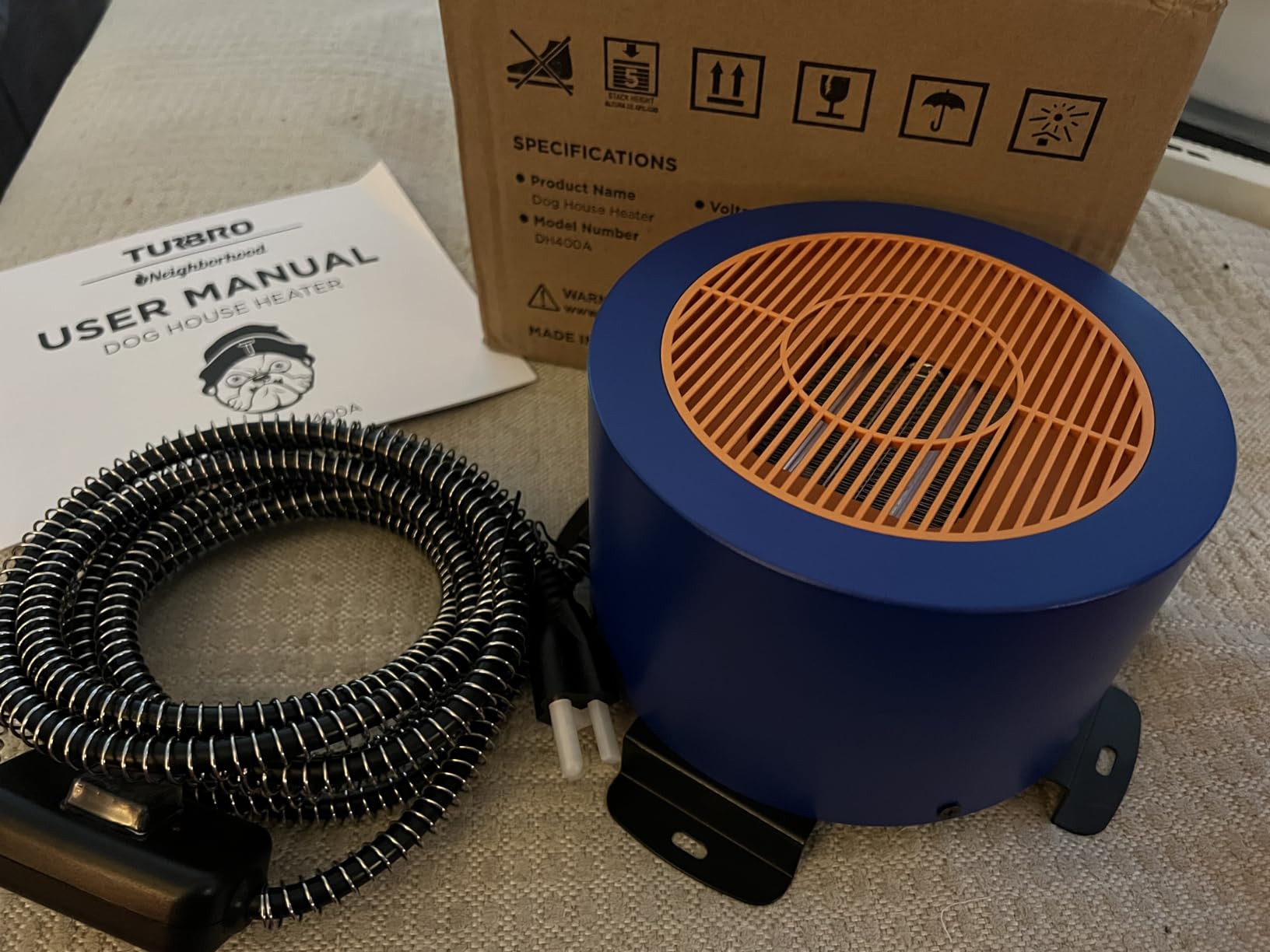 TURBRO Neighborhood Dog House Heater 400W, Wall Mount, 10ft Anti Bite Cord, Waterproof Control, Overheat Protection, Electric Warmer for Hound Kennel Cat Cage Chicken Coop Rabbit Hutch, UL Test Passed customer photo 1