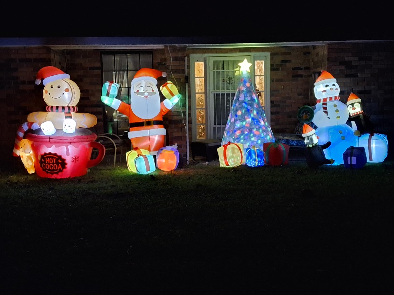 ZPISF 6 FT Christmas Inflatables Outdoor Decorations, Cute Christmas Blow Up Yard Decorations Gingerbread Man in Hot Cocoa Mug Scene for Garden Lawn Xmas Decor customer photo 1
