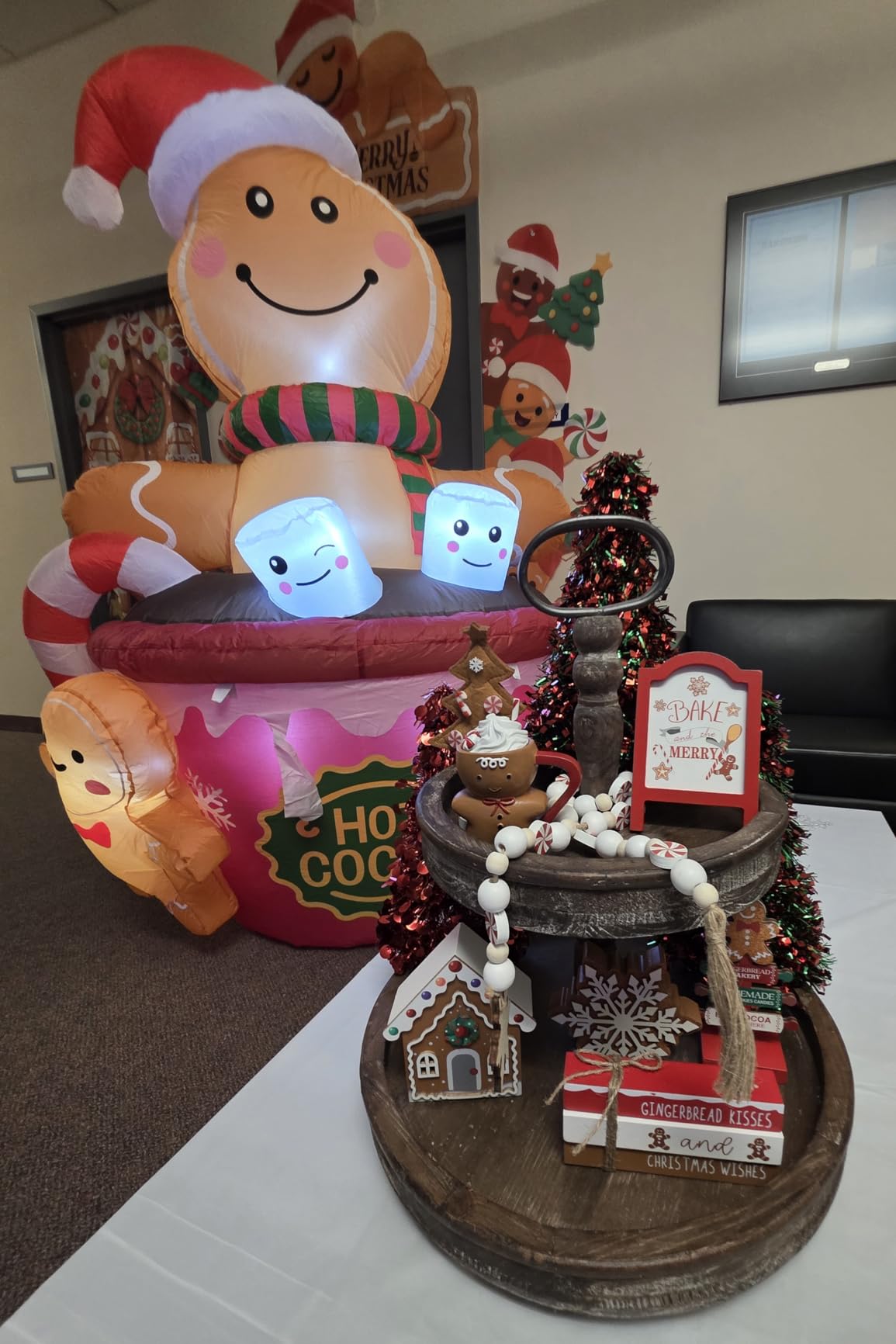 ZPISF 6 FT Christmas Inflatables Outdoor Decorations, Cute Christmas Blow Up Yard Decorations Gingerbread Man in Hot Cocoa Mug Scene for Garden Lawn Xmas Decor customer photo 2