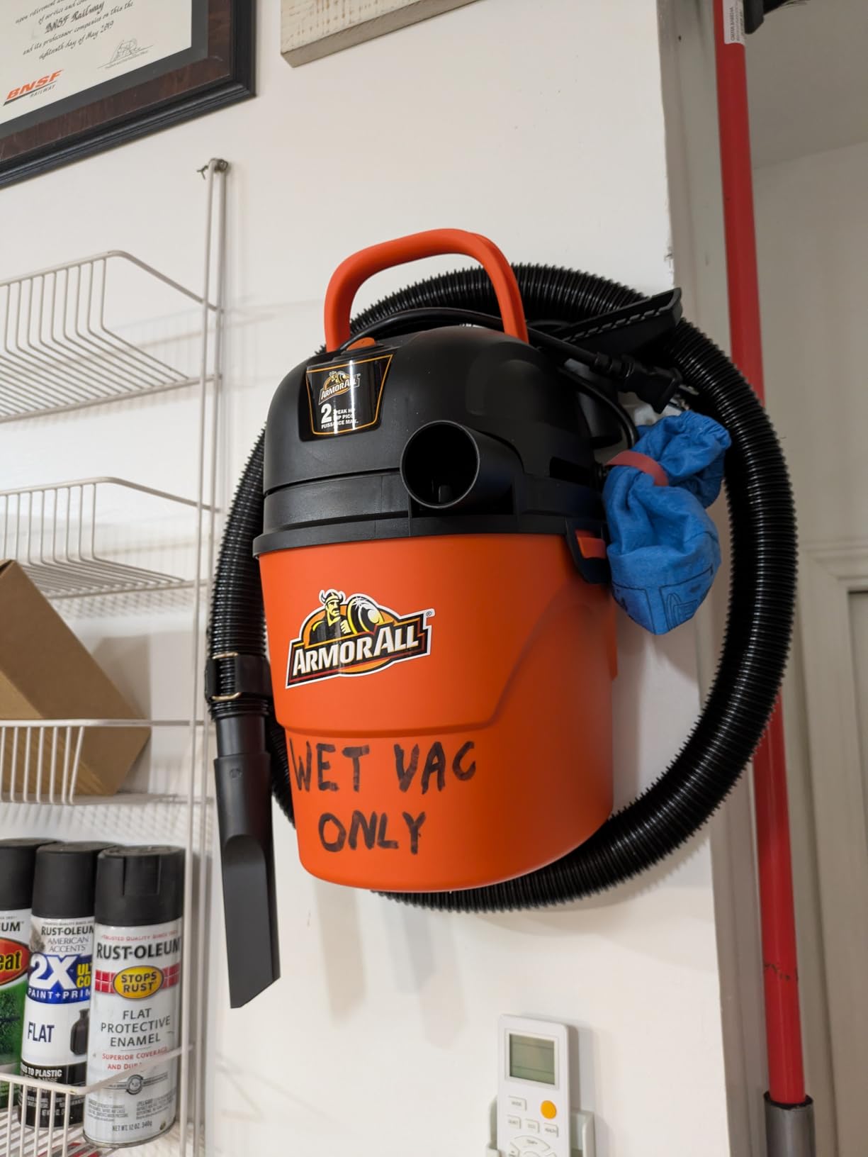 Armor All® AA155 1.5-Gallon 2 Peak HP Portable Wet/Dry Vacuum, Orange customer photo 2
