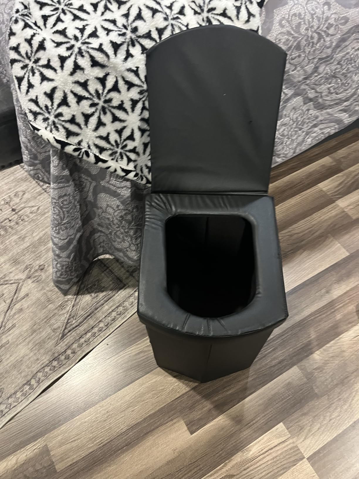 Ann Katy Upgrade XL Portable Toilet for Adults, Extra Large Camping Toilets | Lightweight&Compact Potty with Lid for Adults and Kids,Portable Camping Toilets for Hiking,Beach,Boat,RV and Truck customer photo 2