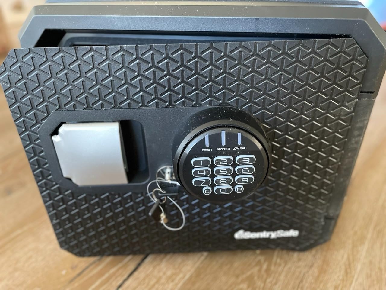 SentrySafe Fireproof and Waterproof Large Safe with Backlit Digital Keypad and Override Key for Passports, Money, Jewelry, 0.81 Cubic Feet, FPW082HTC customer photo 2