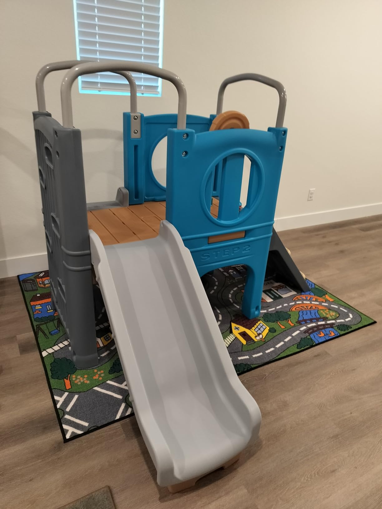 Step2 Scout & Slide Climber, Kids Outdoor Playset, Backyard Playground Set, Slide, Climbing Wall, Tunnel, Outside Vintage Style Jungle Gym, for Toddlers 2-6 Years Old customer photo 2